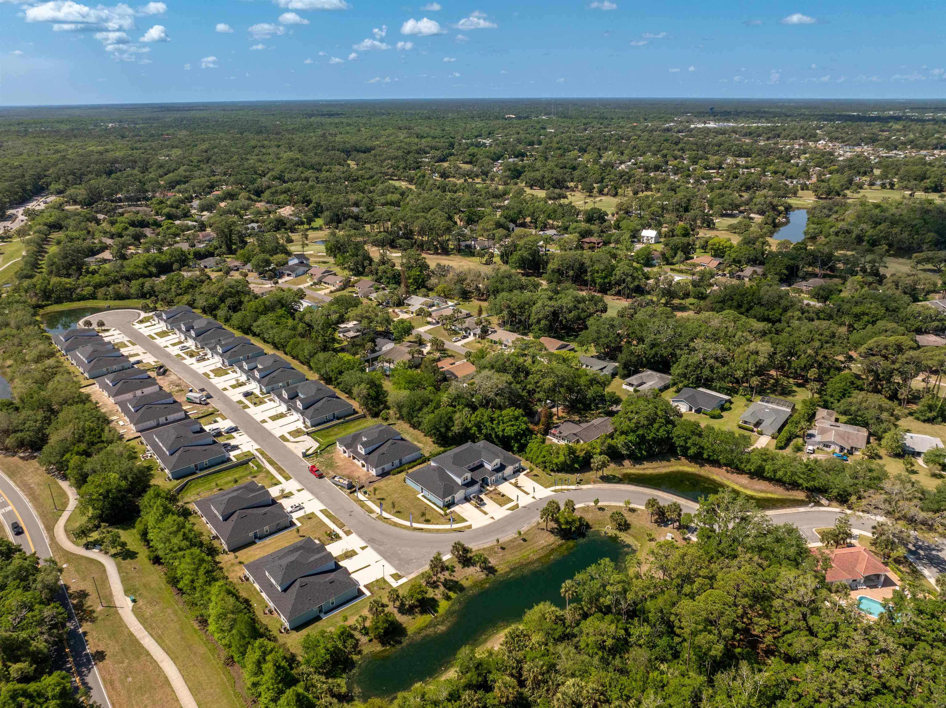 Image 43 of 75 For 225 Misty Harbor Trce