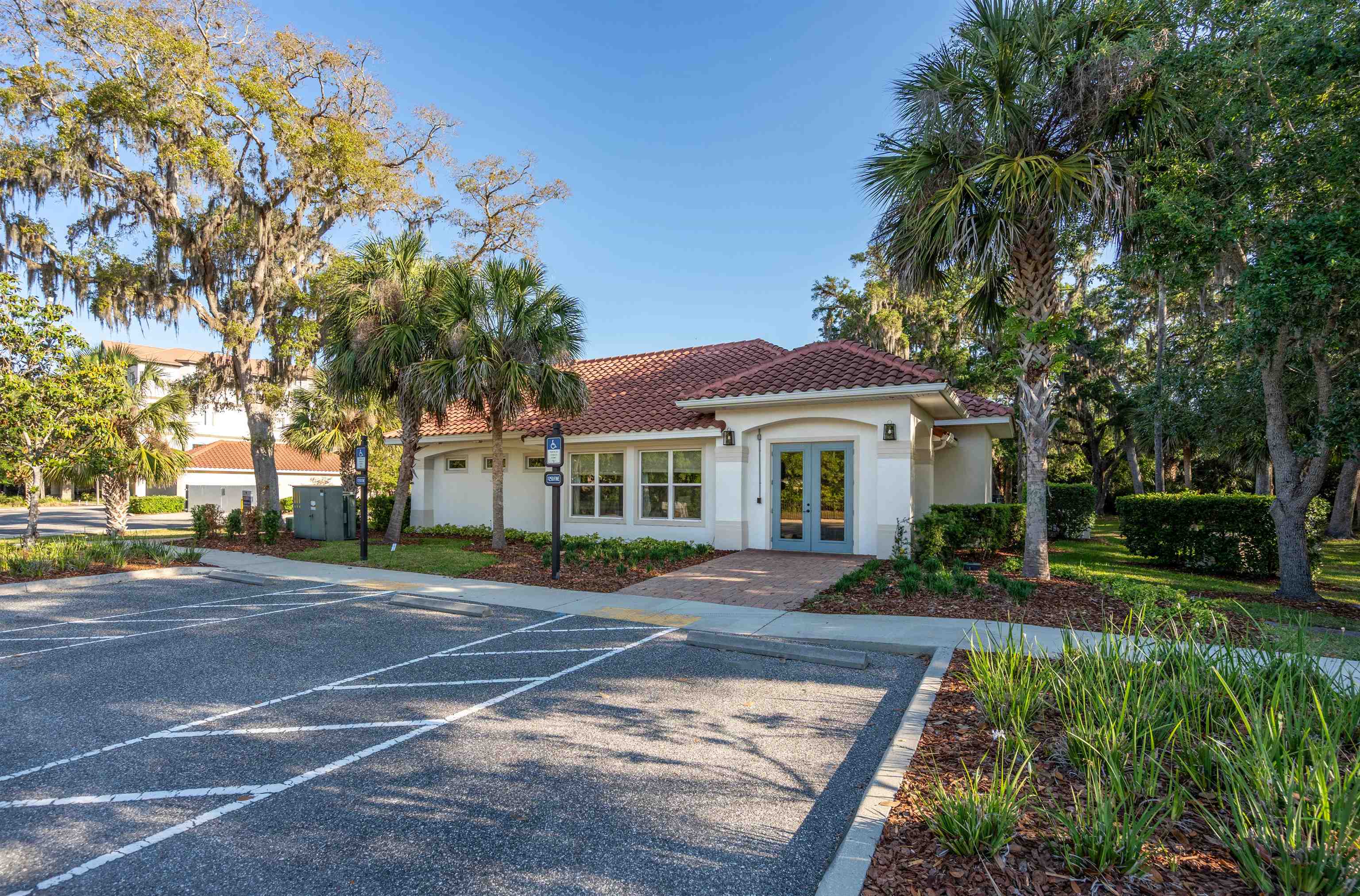 Image 31 of 75 For 219 Misty Harbor Trce