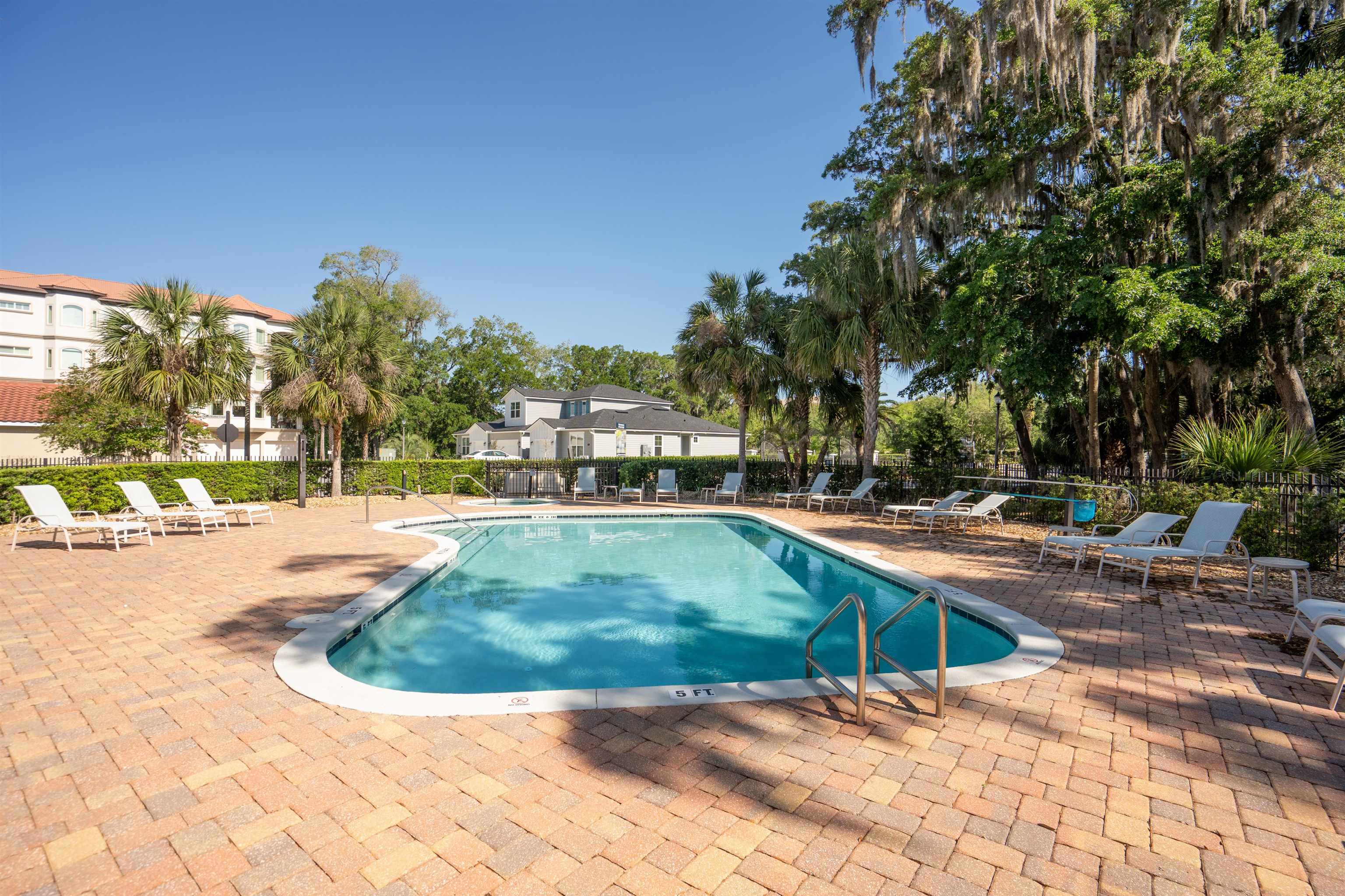 Image 37 of 75 For 219 Misty Harbor Trce