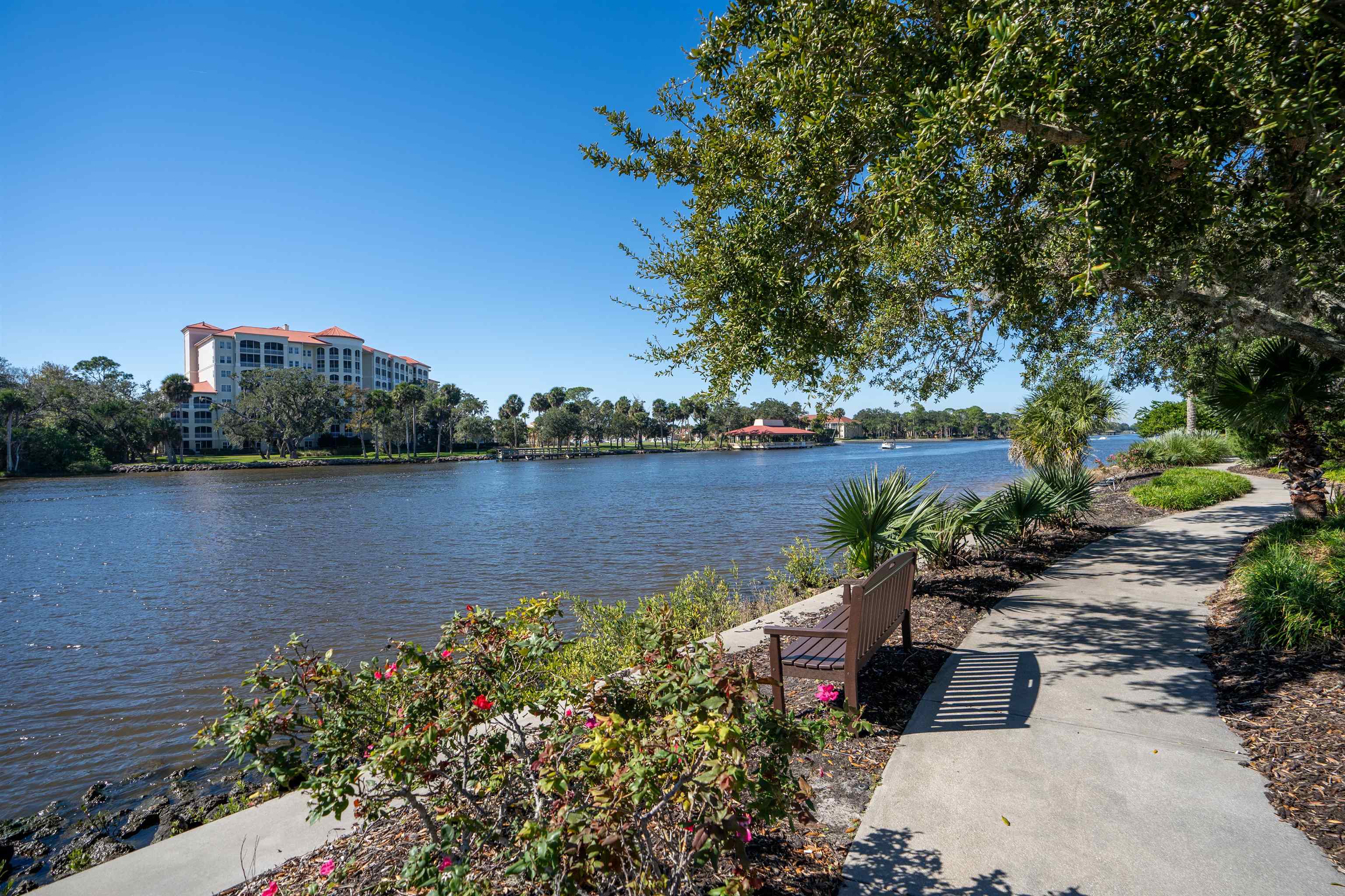 Image 53 of 75 For 232 Misty Harbor Trce