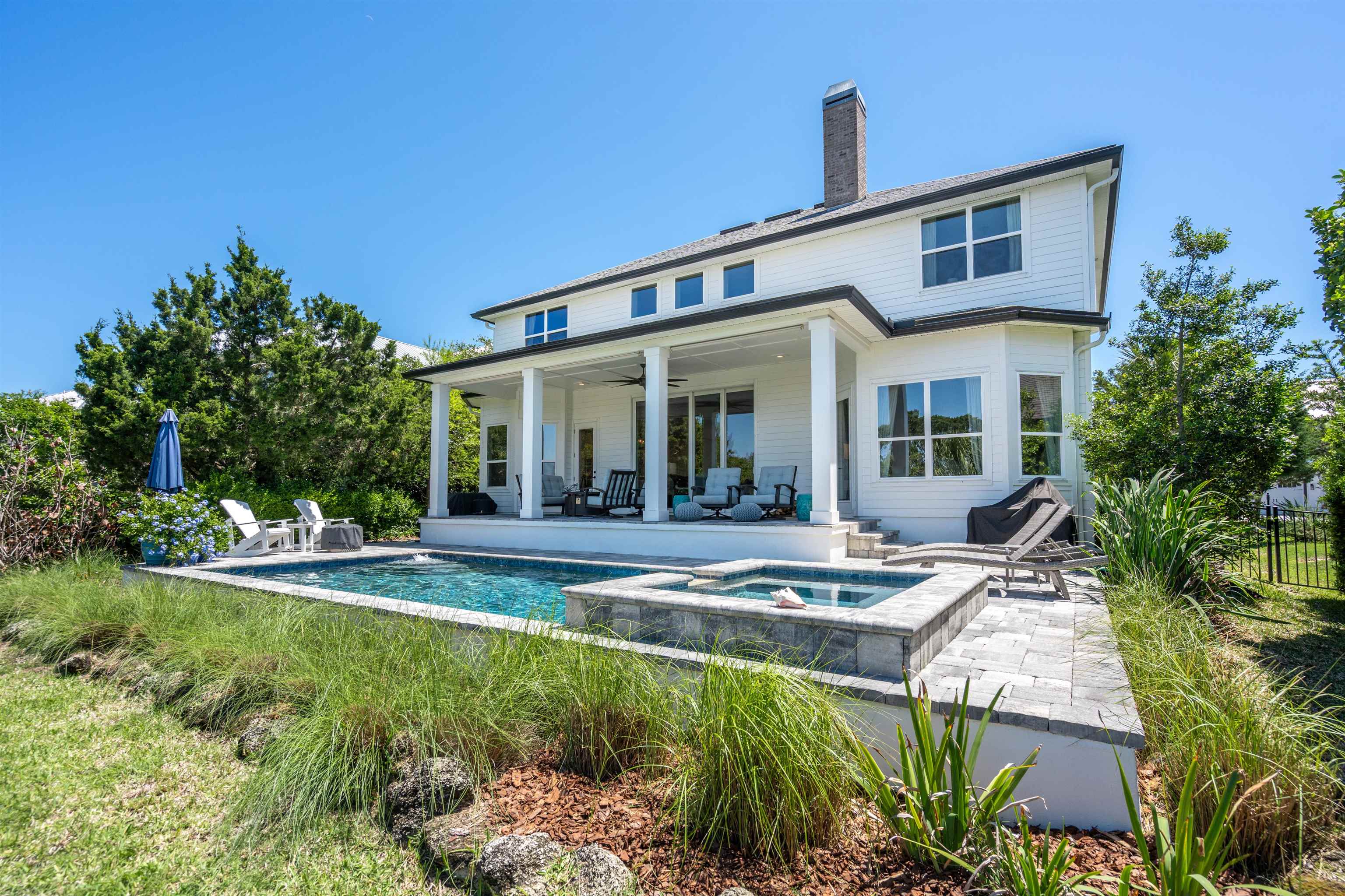 Image 40 of 51 For 136 Espanita Blvd