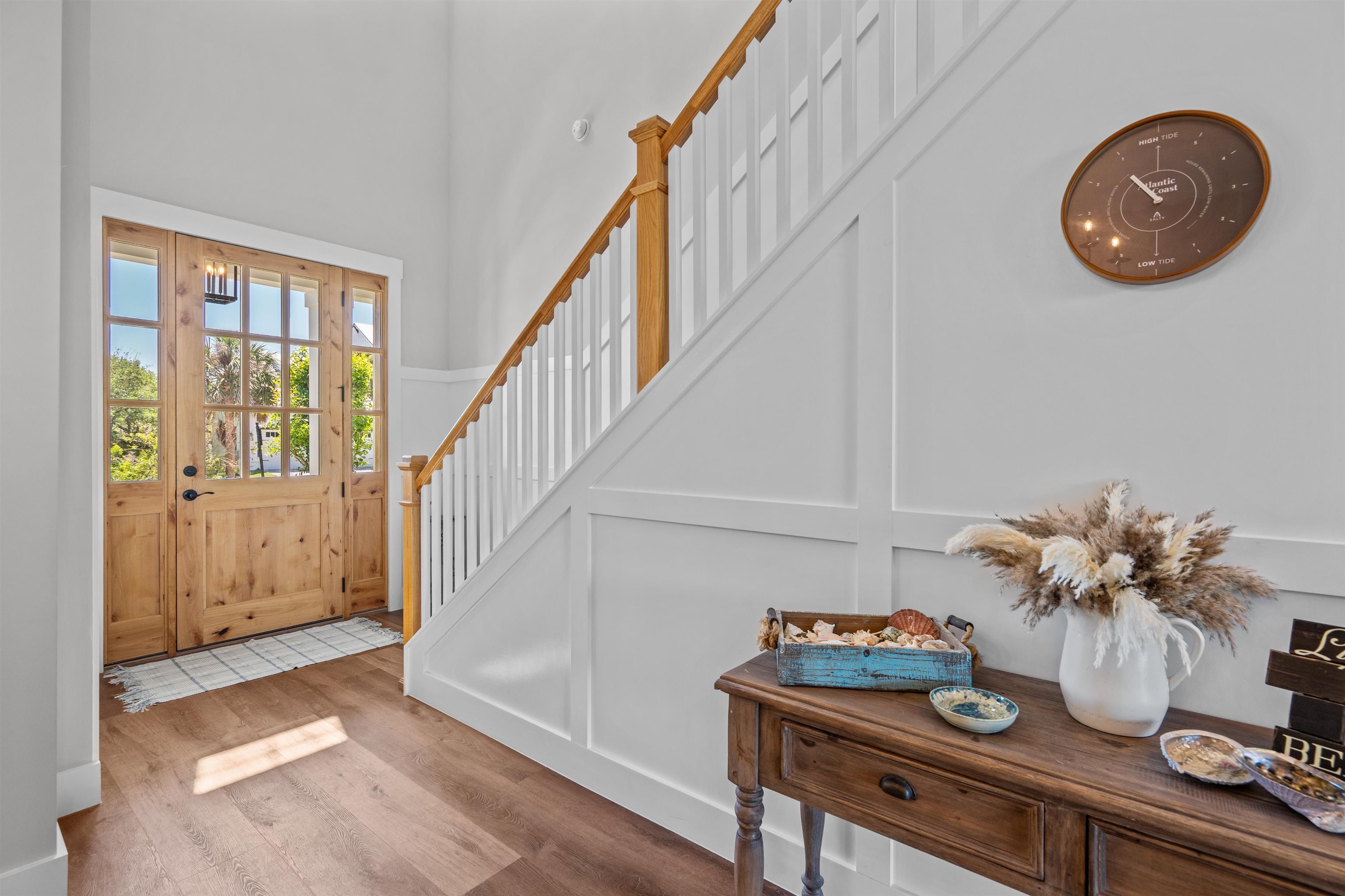 Image 5 of 51 For 136 Espanita Blvd