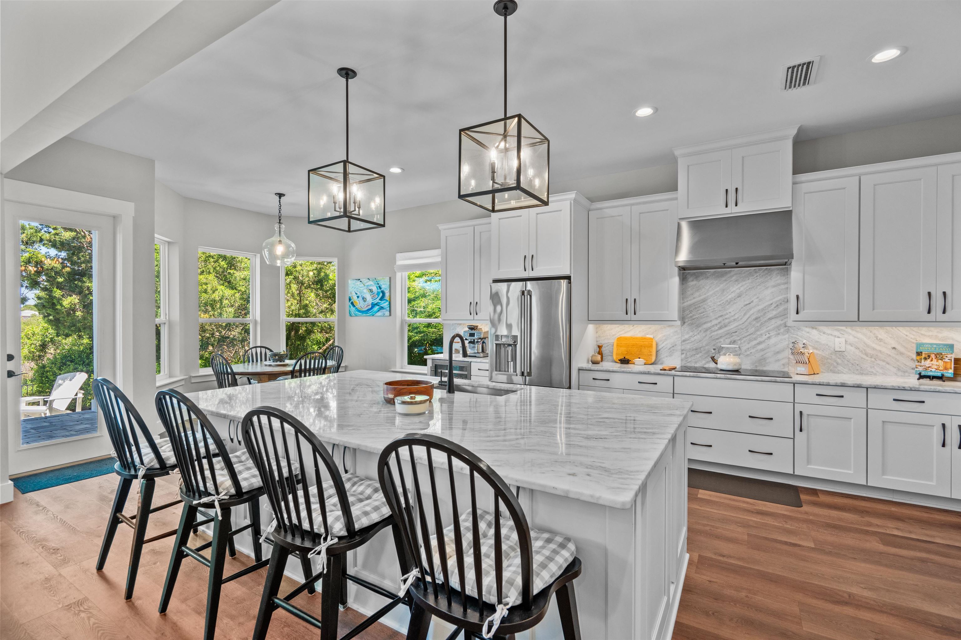 Image 7 of 51 For 136 Espanita Blvd