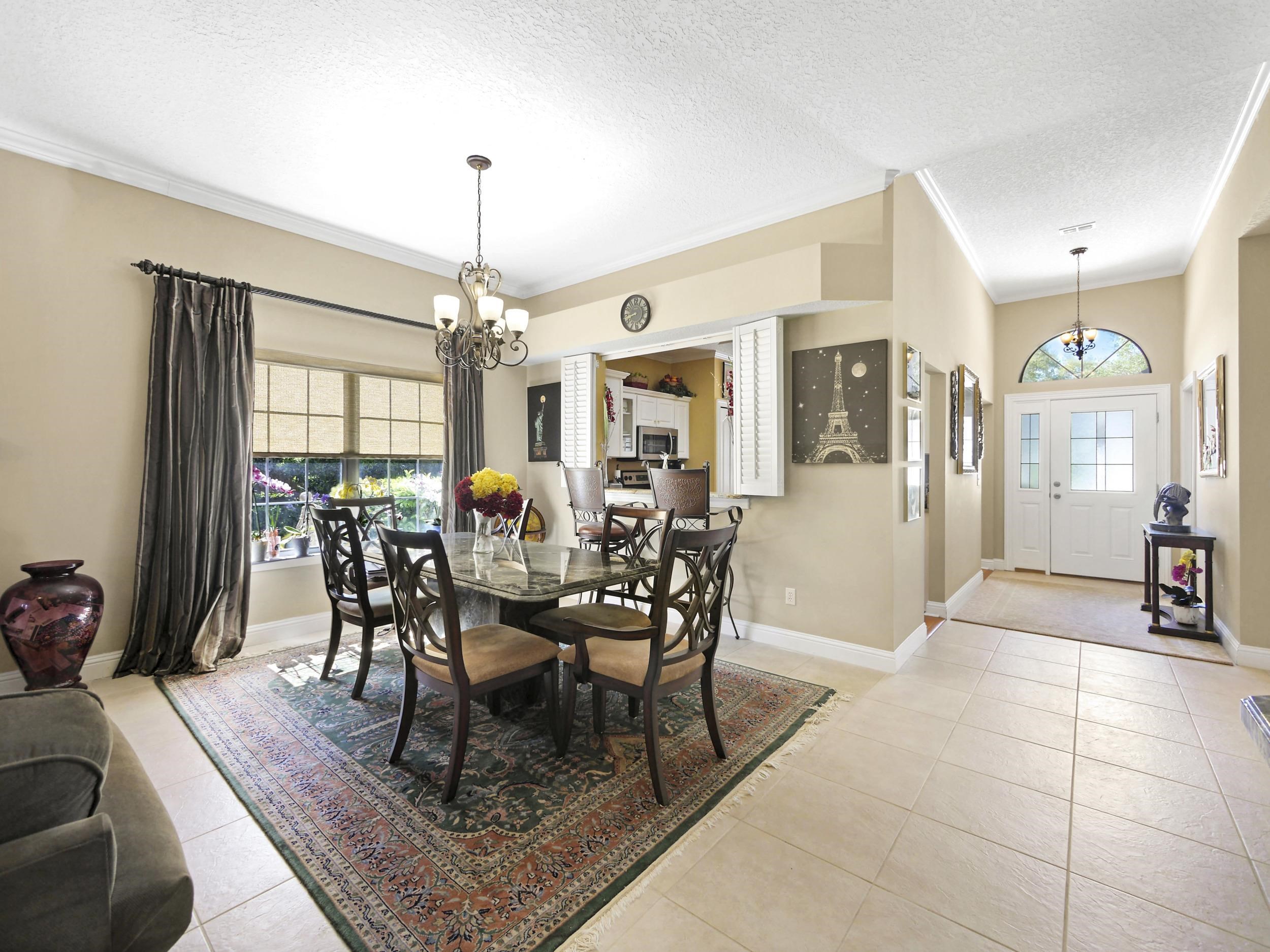 Image 10 of 33 For 804 Doral Ct