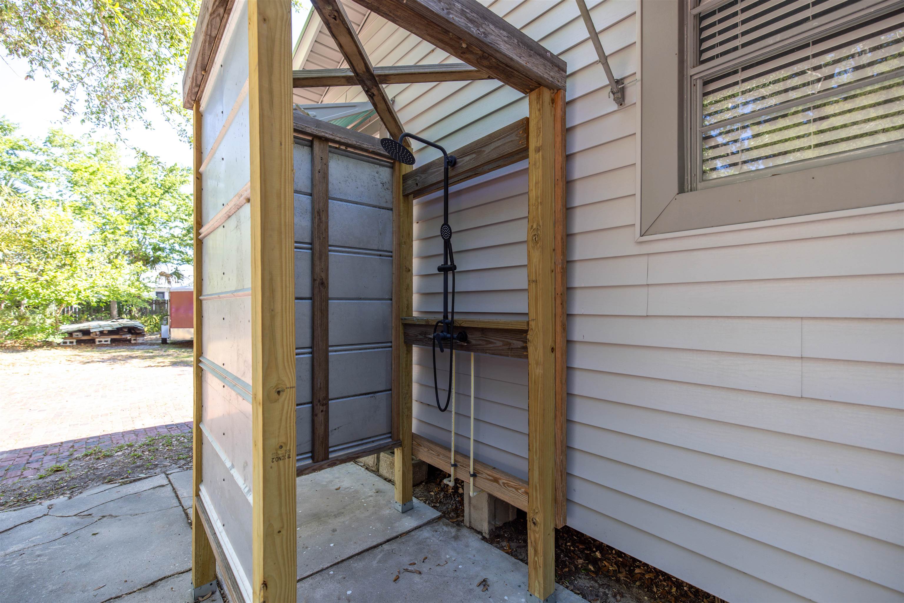 Image 47 of 59 For 86 Masters Dr