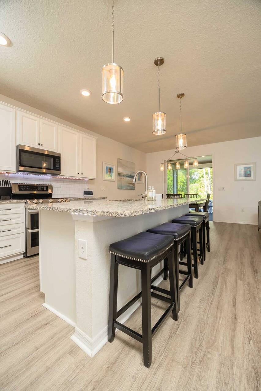 Image 34 of 79 For 375 La Mancha Dr