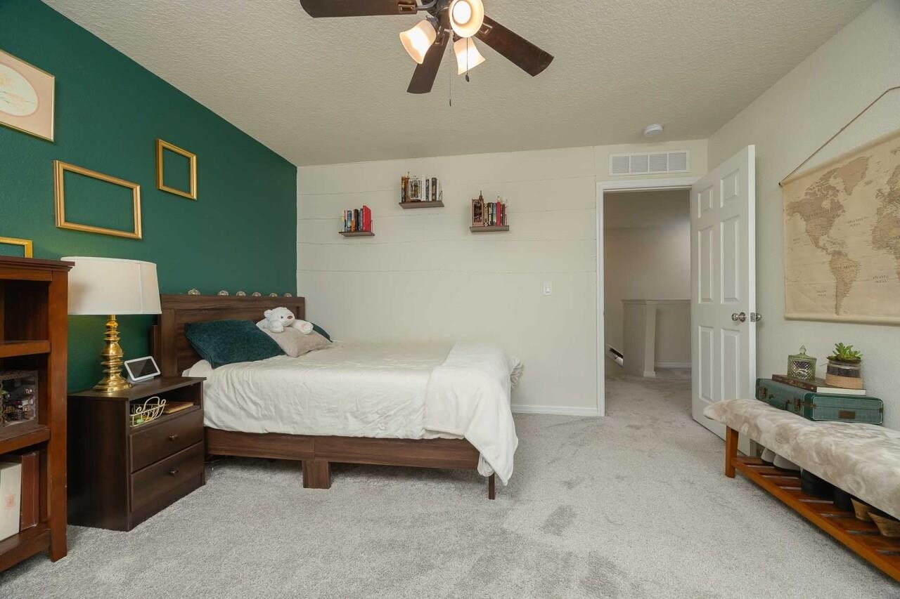 Image 65 of 79 For 375 La Mancha Dr