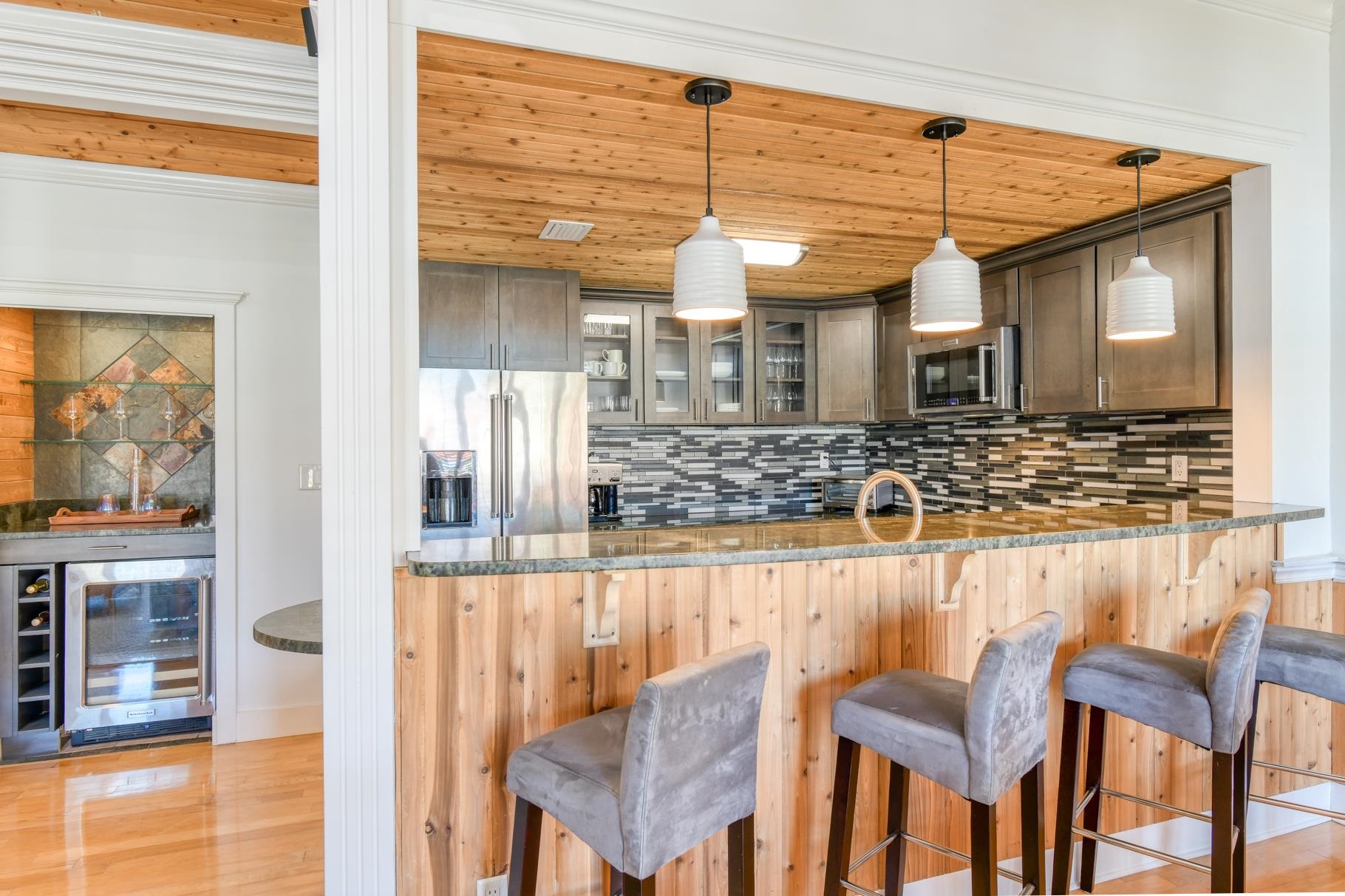 Image 24 of 47 For 3222 Harbor Dr.