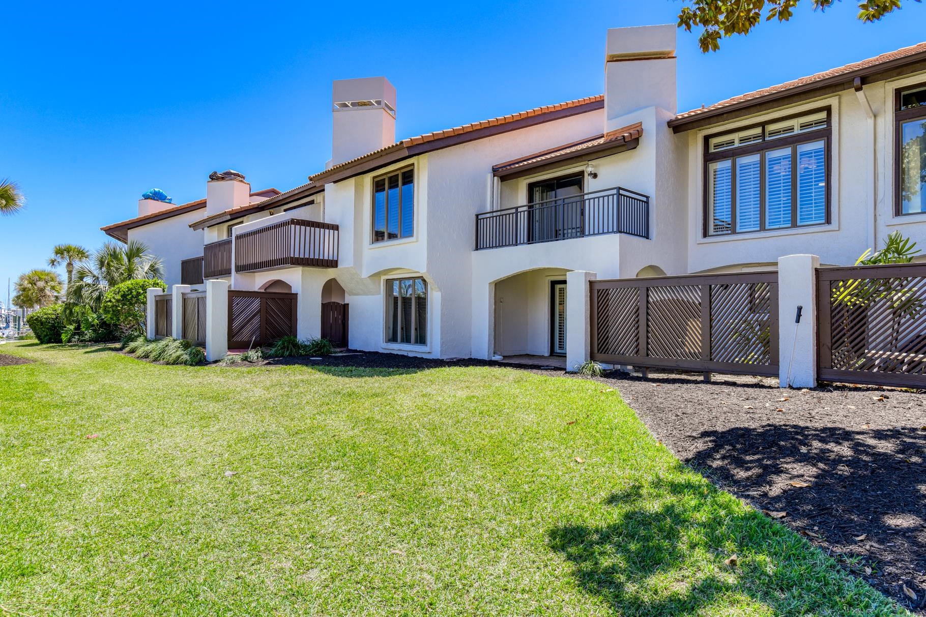 Image 31 of 47 For 3222 Harbor Dr.