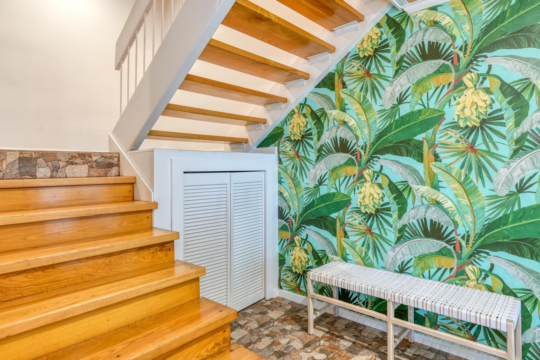 Image 4 of 47 For 3222 Harbor Dr.