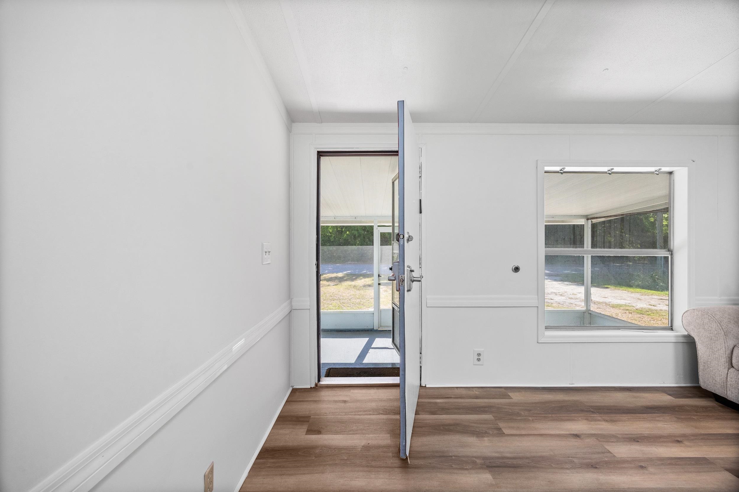 Image 3 of 12 For 2665 Hispanola