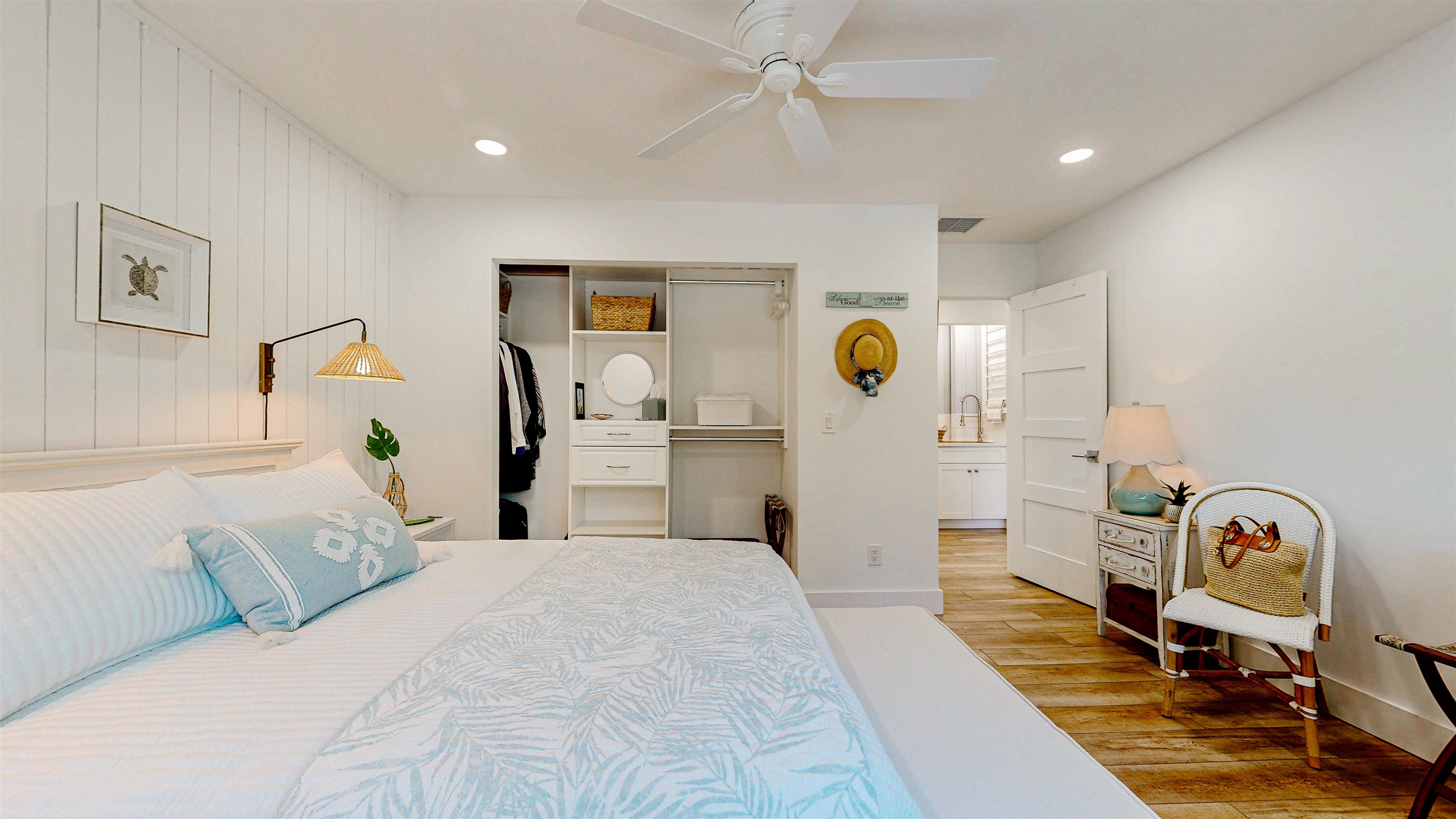 Image 13 of 58 For 65 Village Del Prado Cir