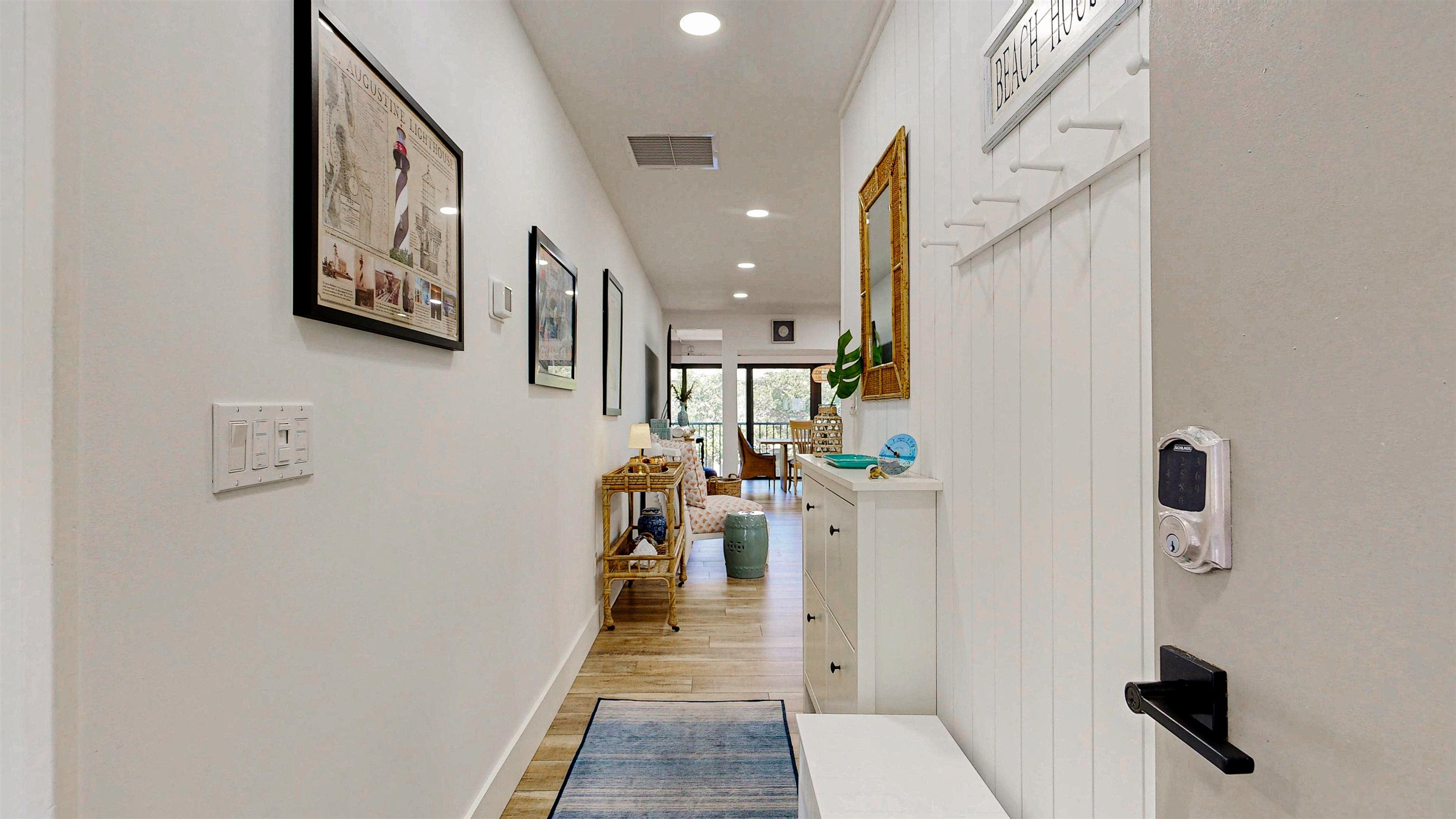 Image 16 of 58 For 65 Village Del Prado Cir