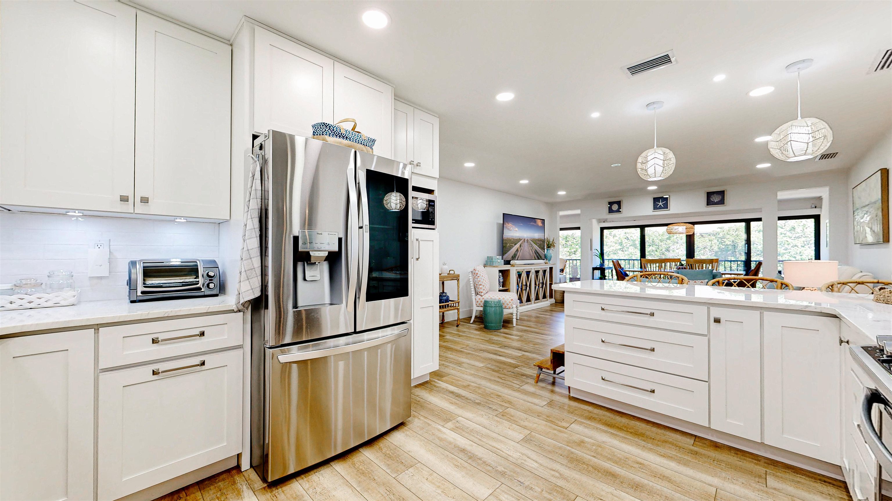 Image 20 of 58 For 65 Village Del Prado Cir