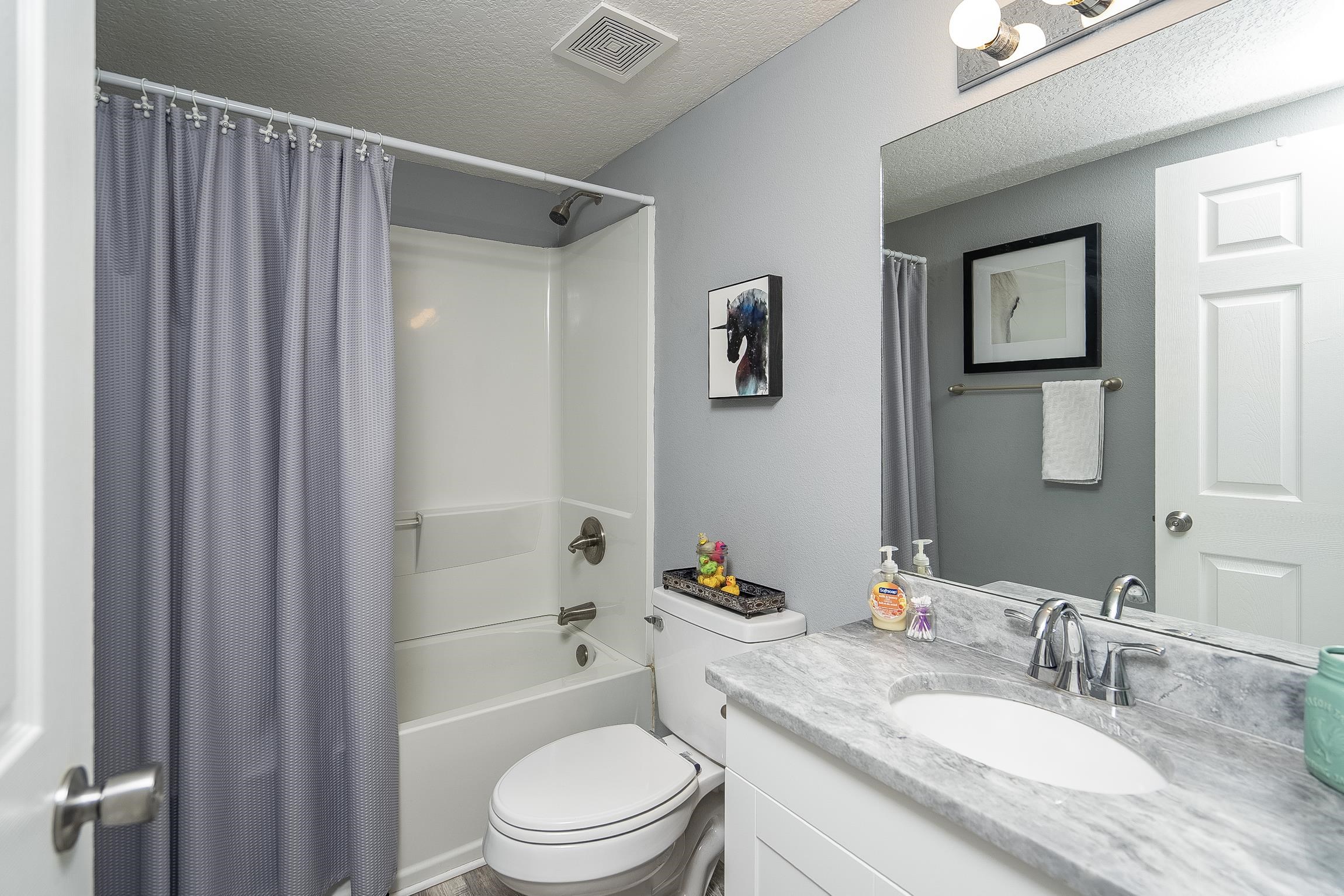 Image 29 of 53 For 482 Ravenswood Dr