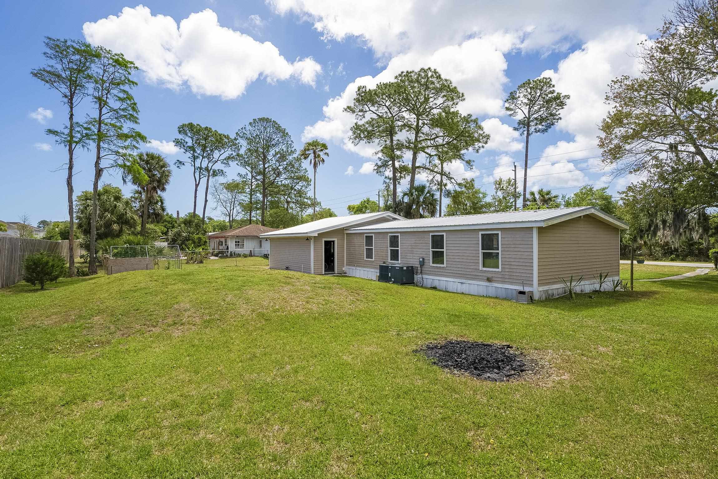 Image 7 of 53 For 482 Ravenswood Dr