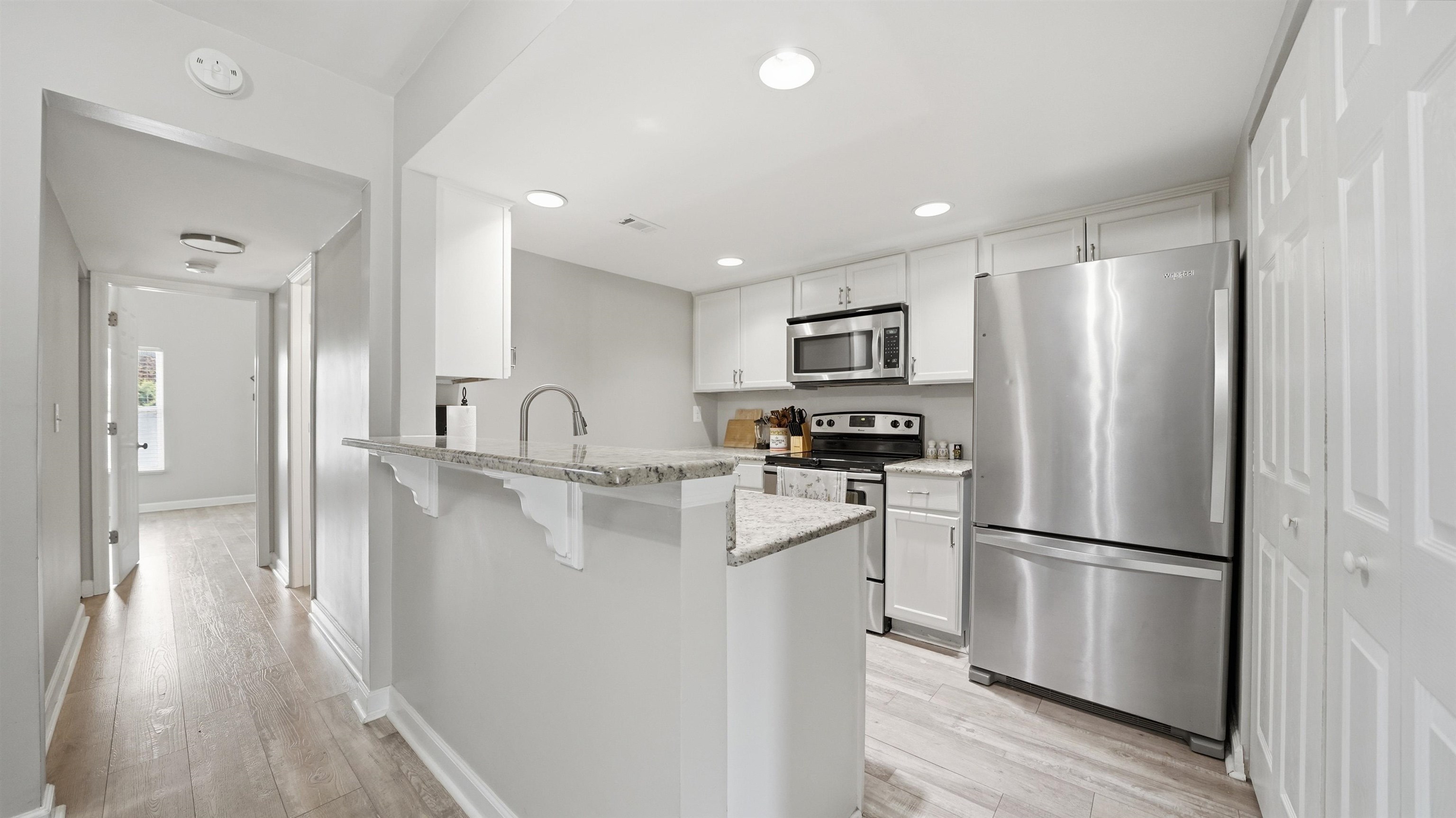 Image 10 of 52 For 3904 Windjammer Ln