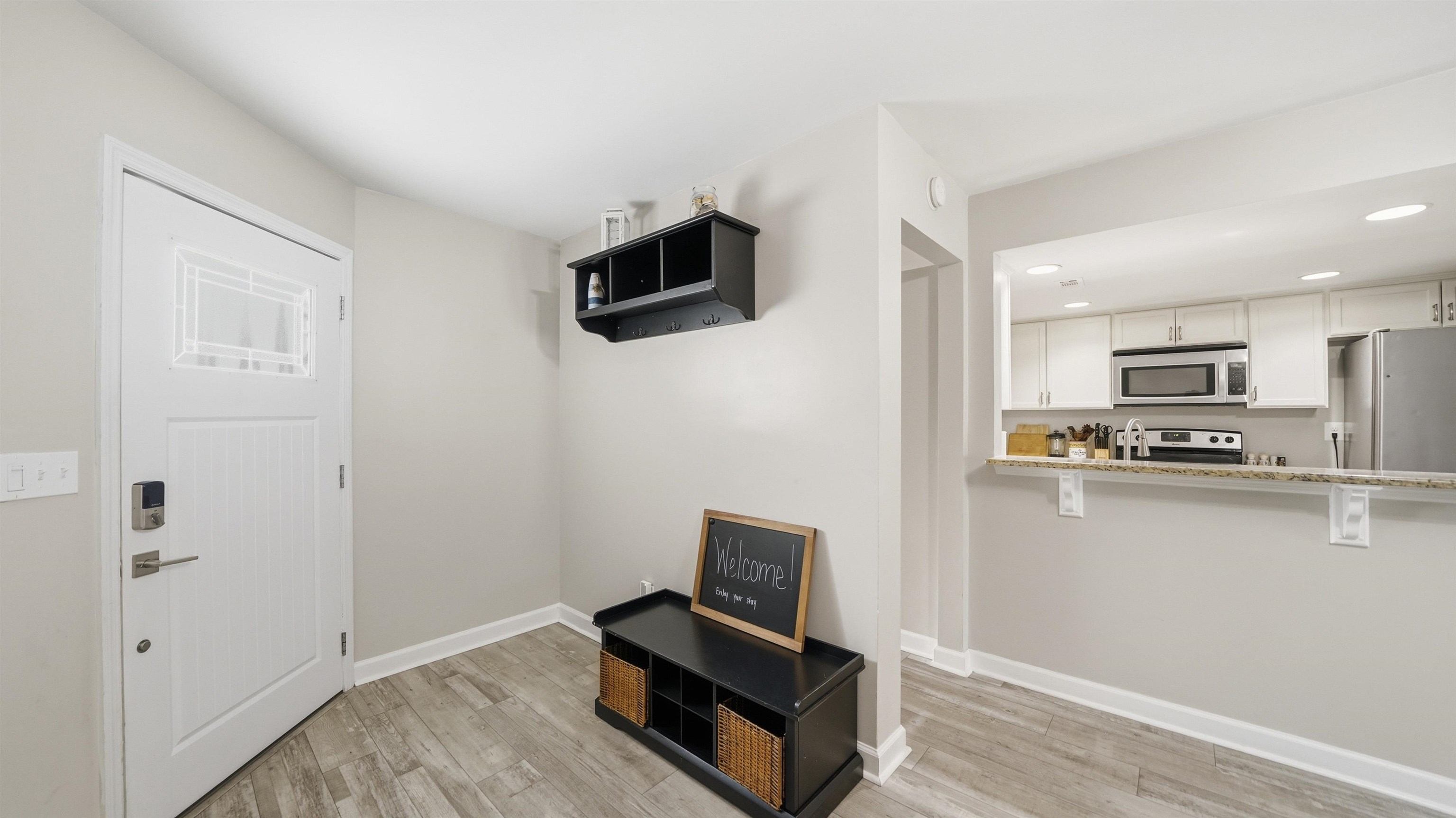 Image 4 of 52 For 3904 Windjammer Ln
