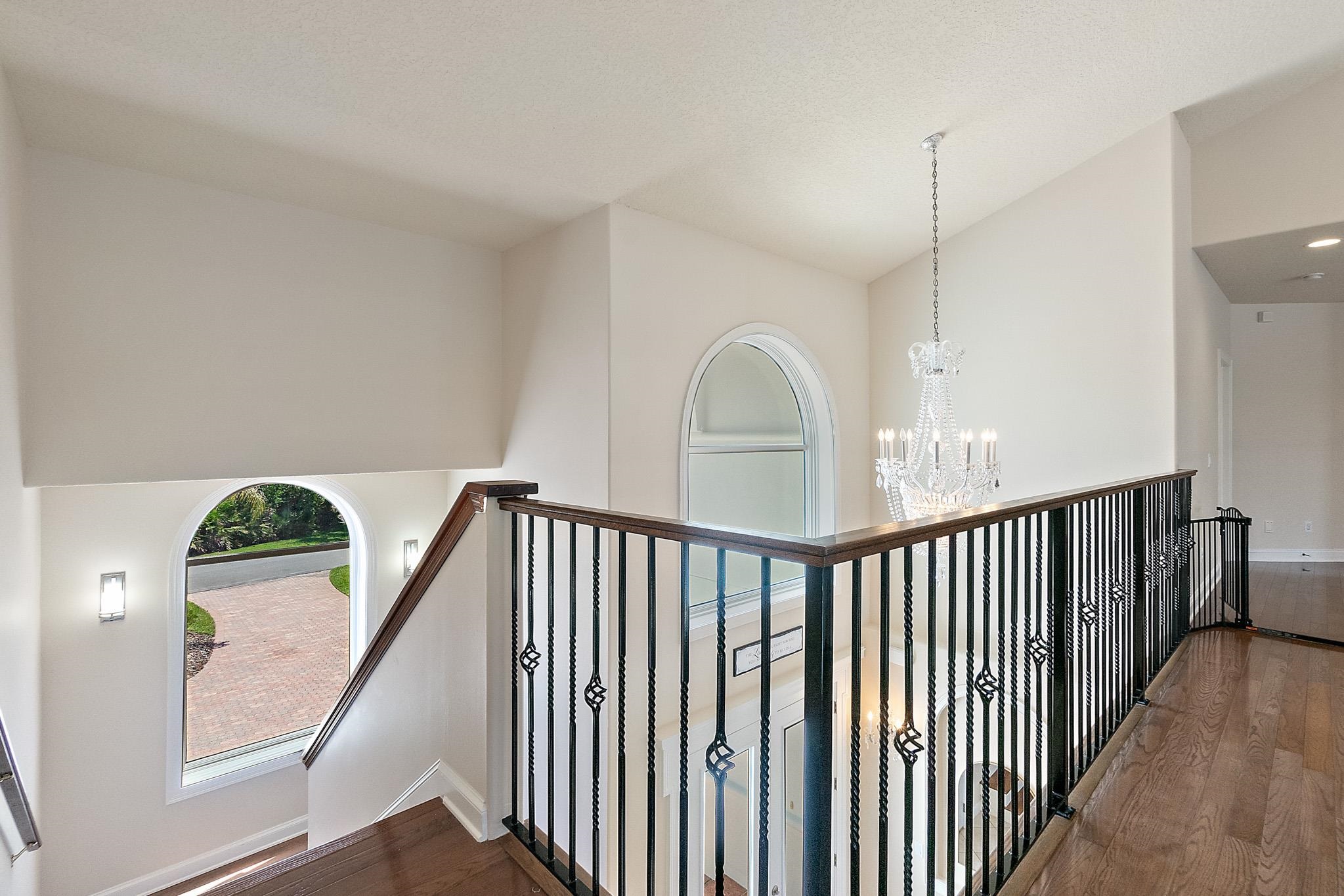 Image 39 of 72 For 505 Turnberry Ln