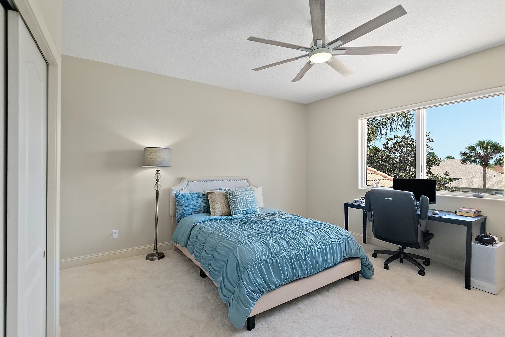 Image 40 of 72 For 505 Turnberry Ln