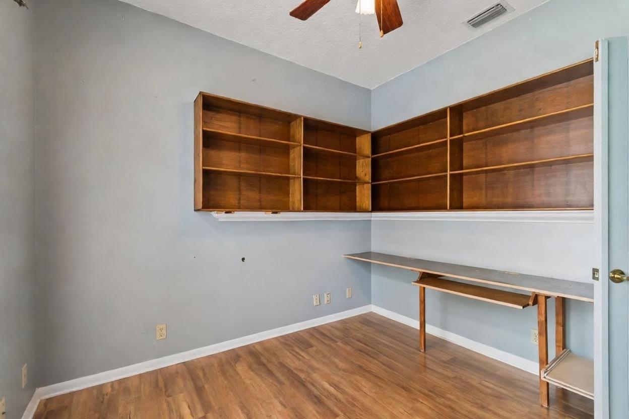 Image 25 of 82 For 1191 Brookside Ct
