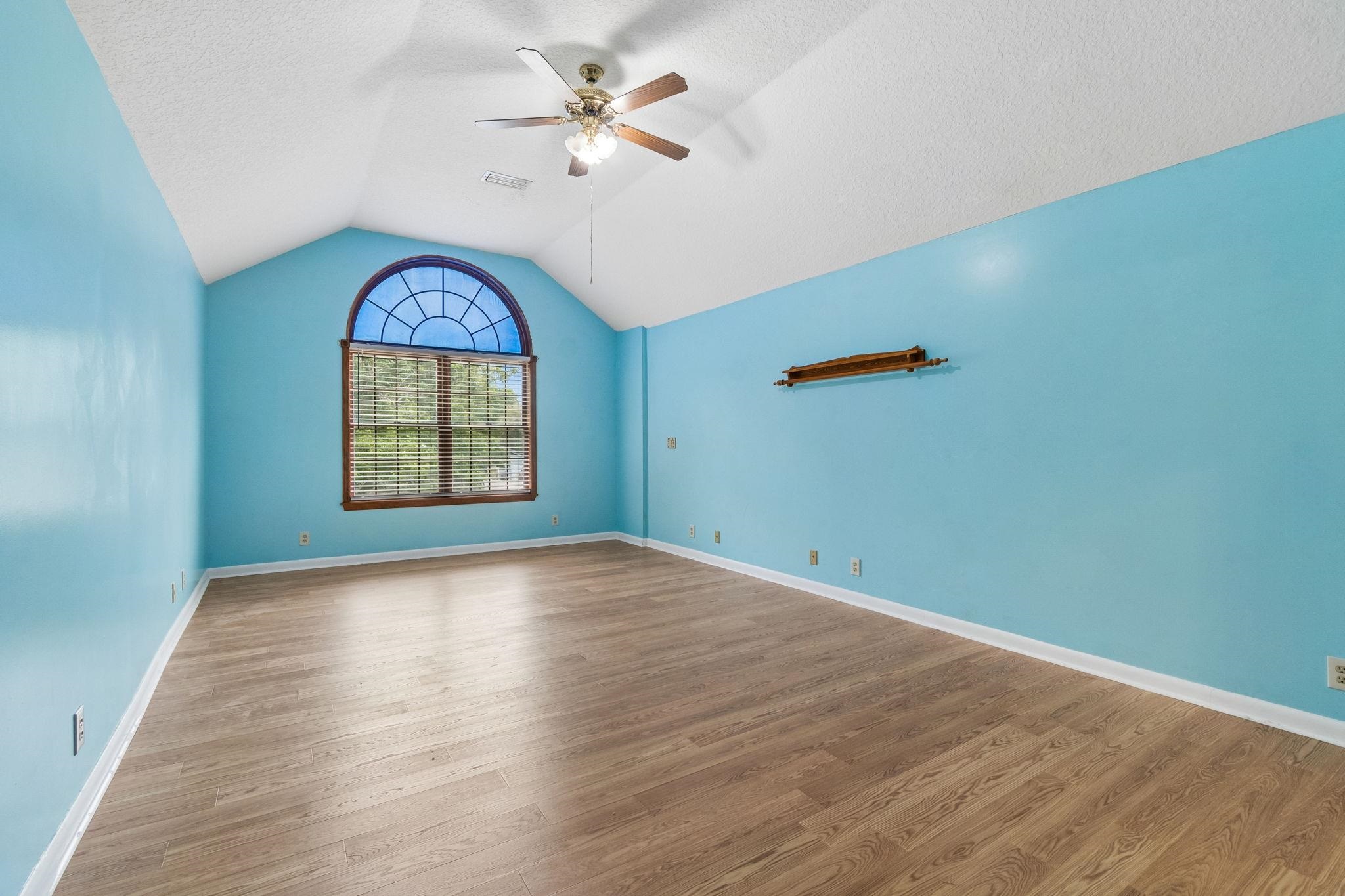 Image 31 of 82 For 1191 Brookside Ct