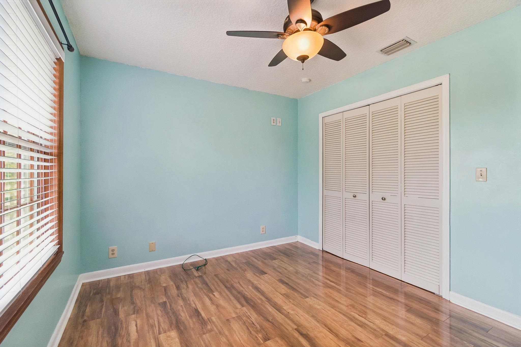 Image 40 of 82 For 1191 Brookside Ct