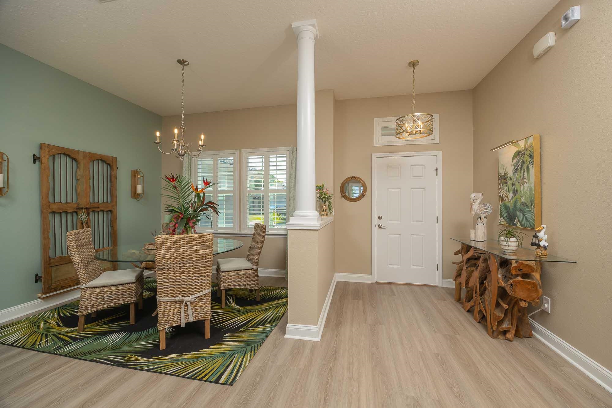 Image 10 of 68 For 273 Parkwood Cir