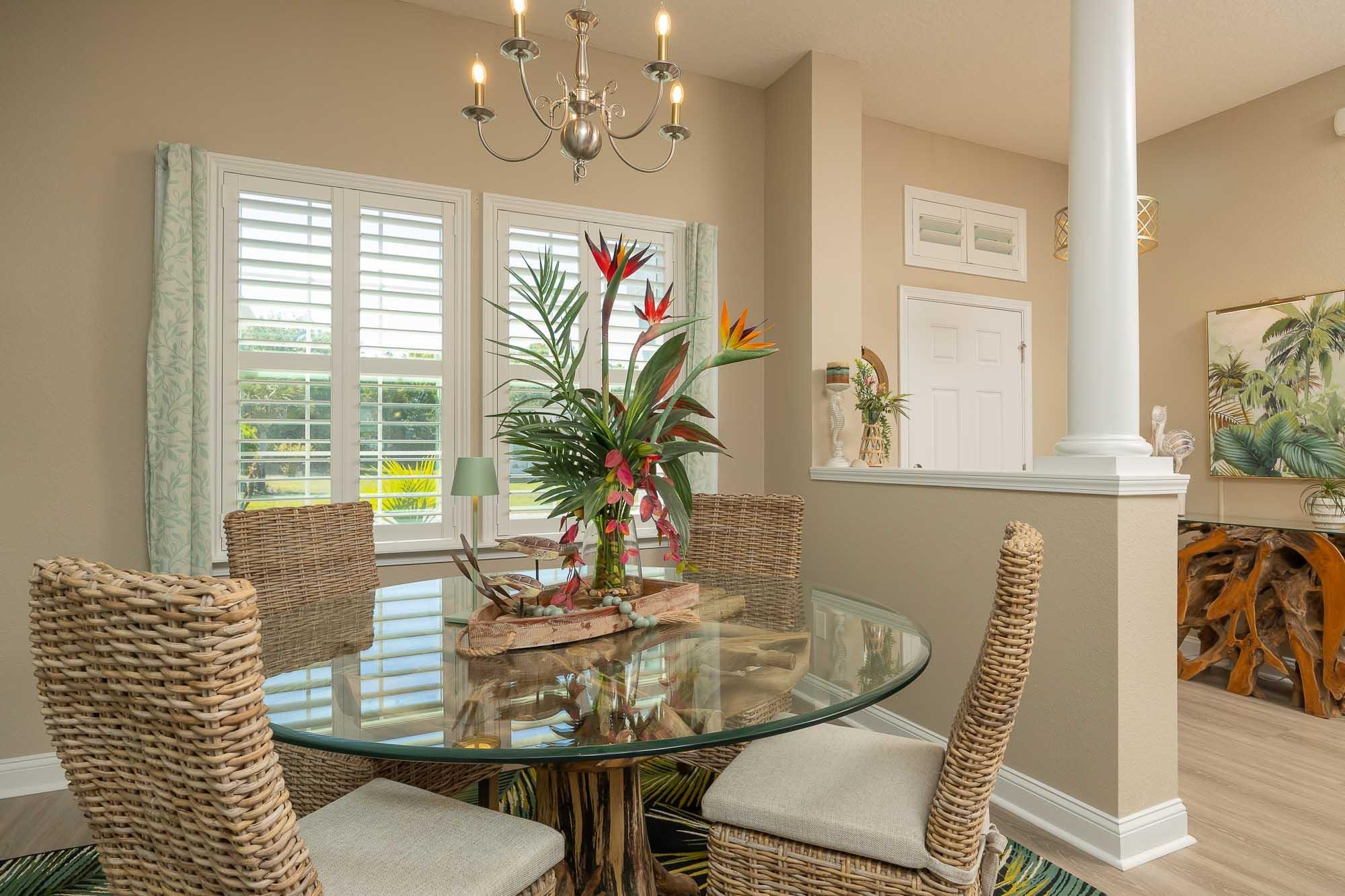 Image 12 of 68 For 273 Parkwood Cir