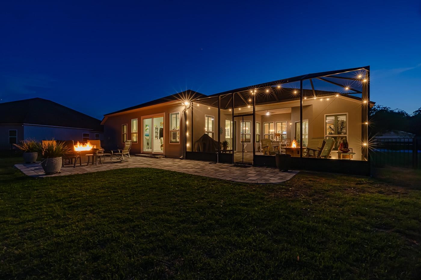 Image 24 of 68 For 273 Parkwood Cir