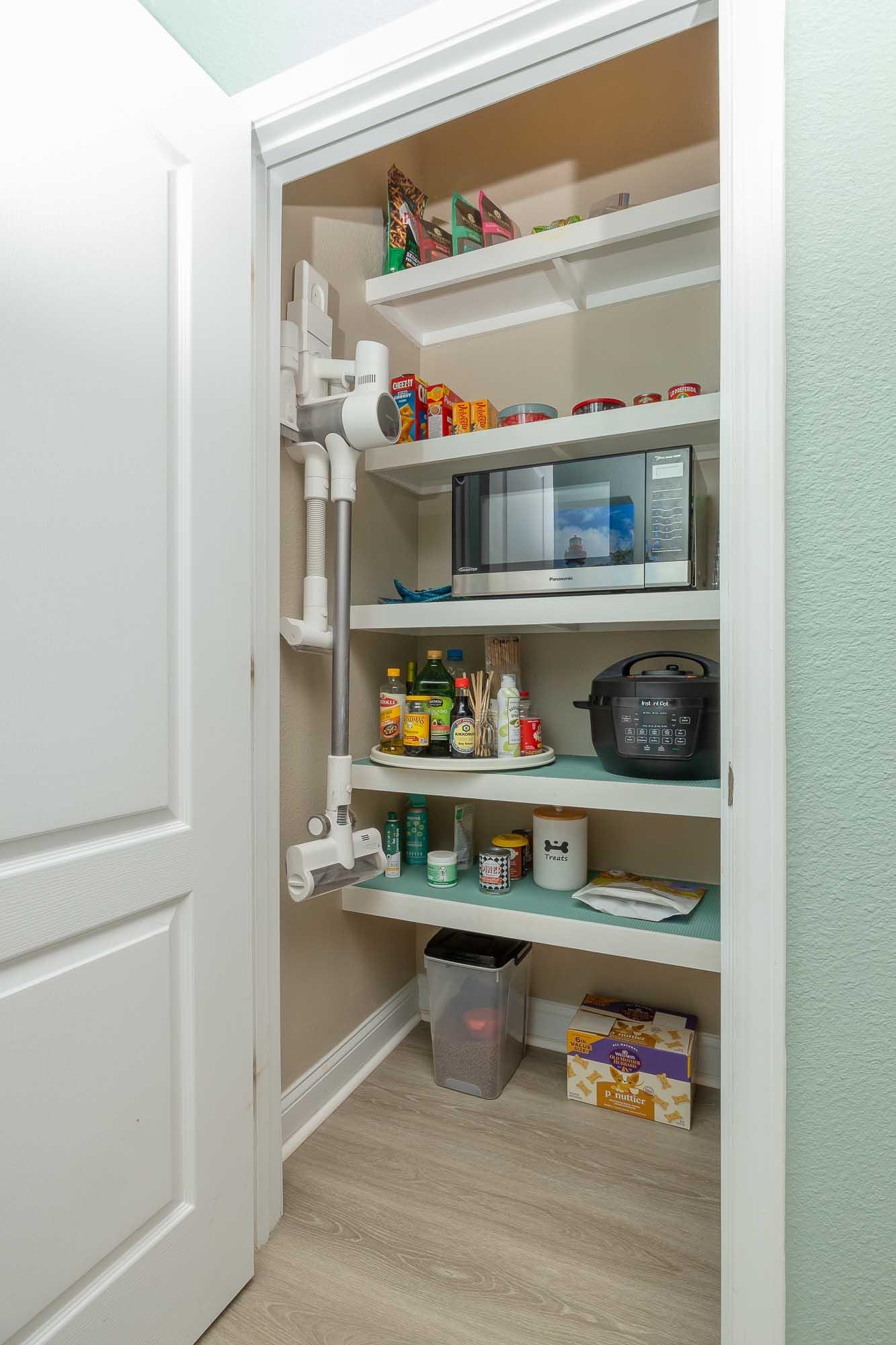 Image 31 of 68 For 273 Parkwood Cir