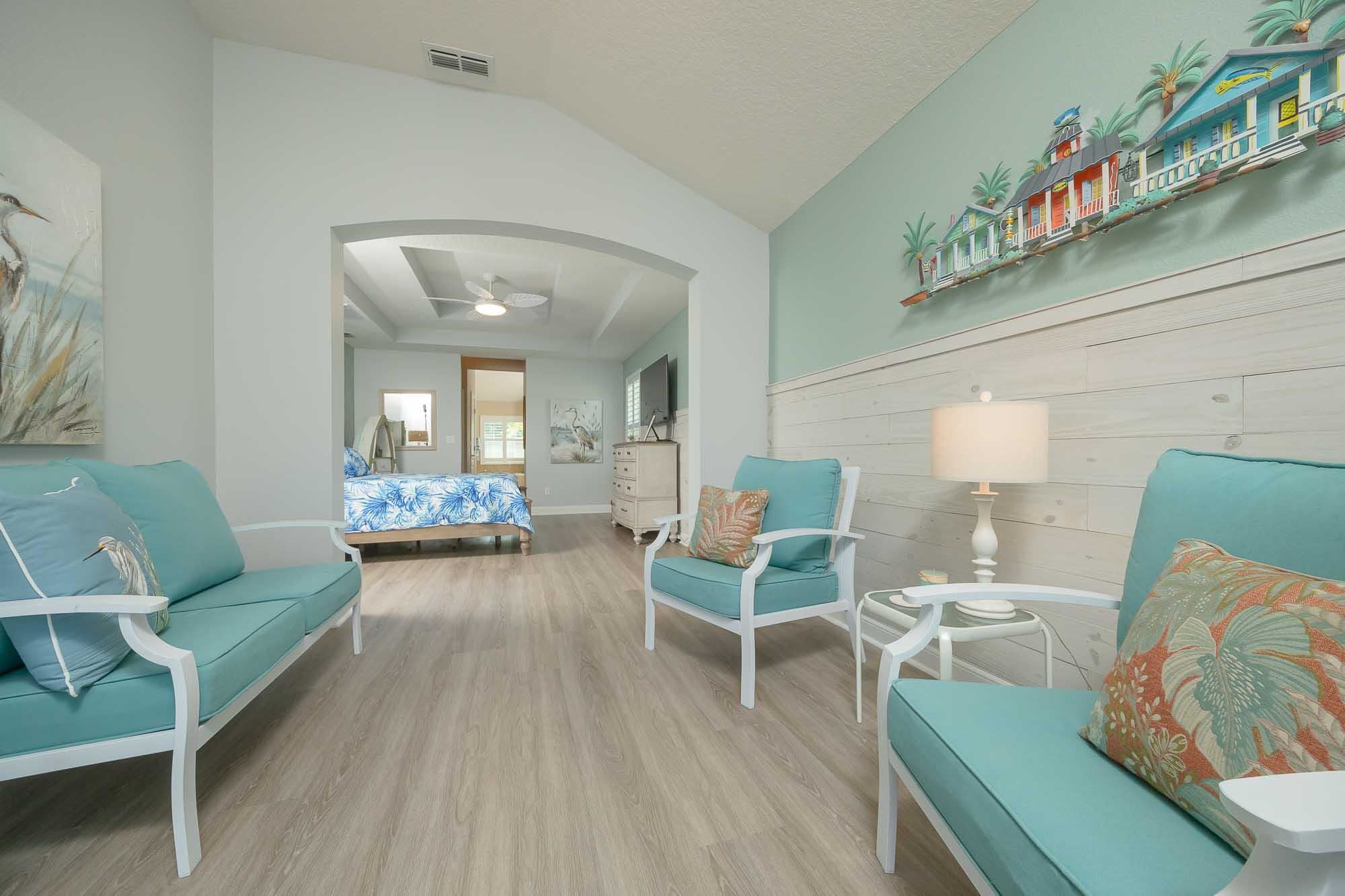 Image 43 of 68 For 273 Parkwood Cir