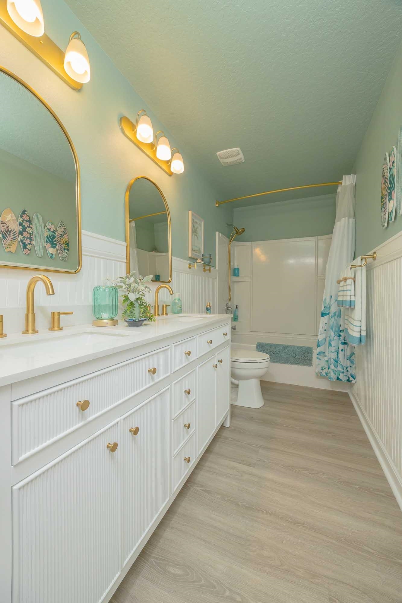 Image 51 of 68 For 273 Parkwood Cir