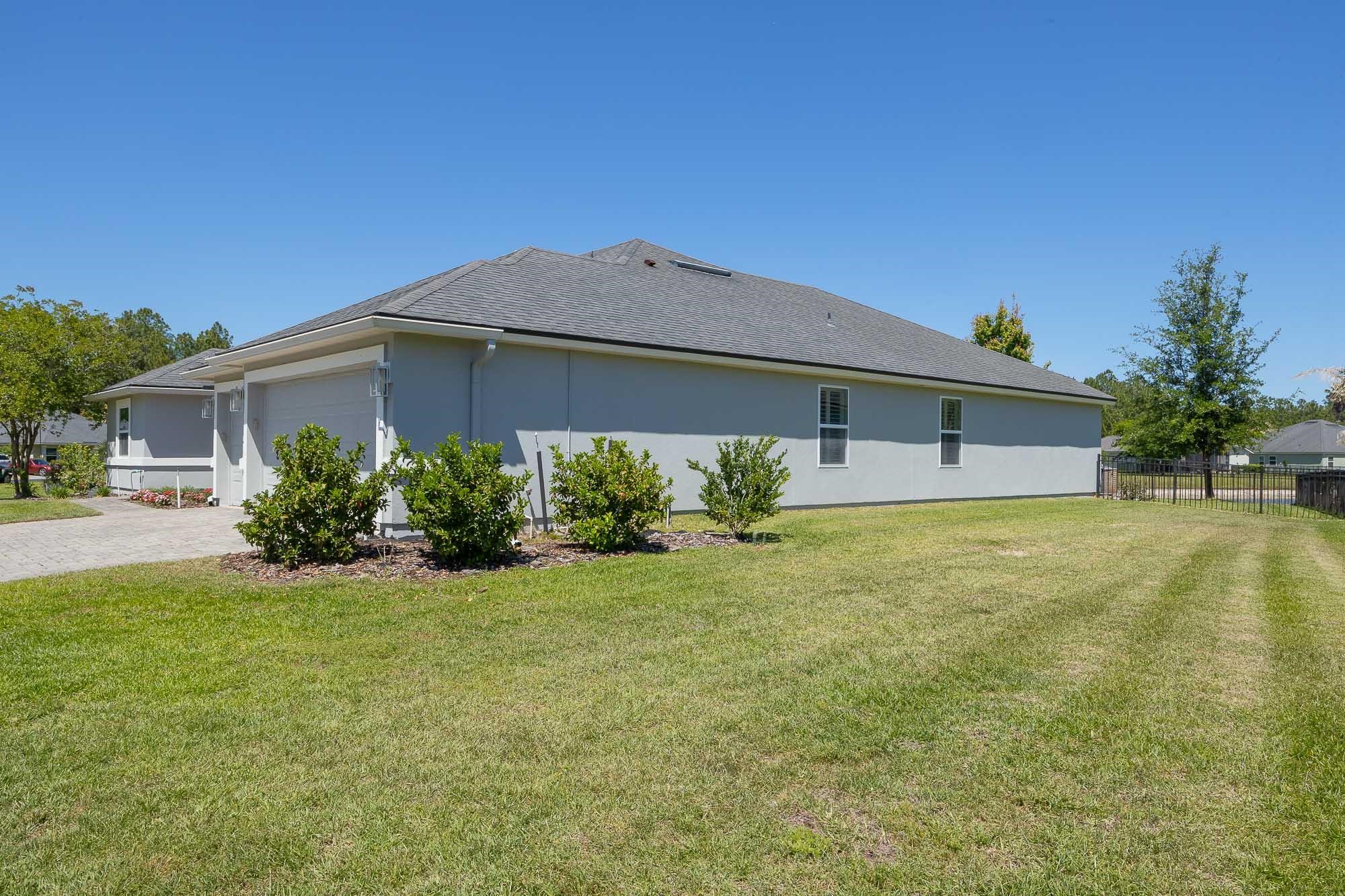 Image 6 of 68 For 273 Parkwood Cir