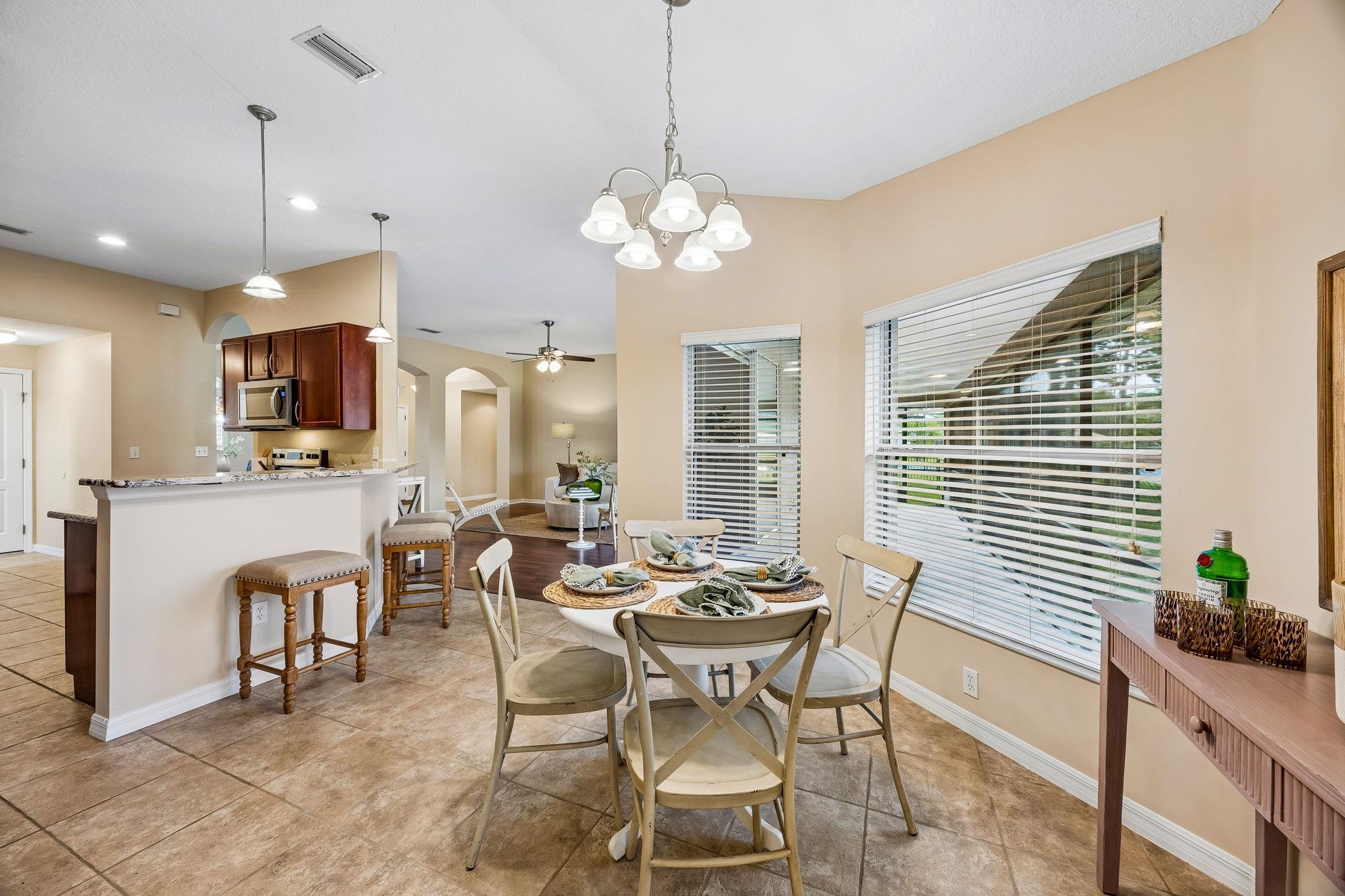 Image 15 of 51 For 734 Needle Grass Dr