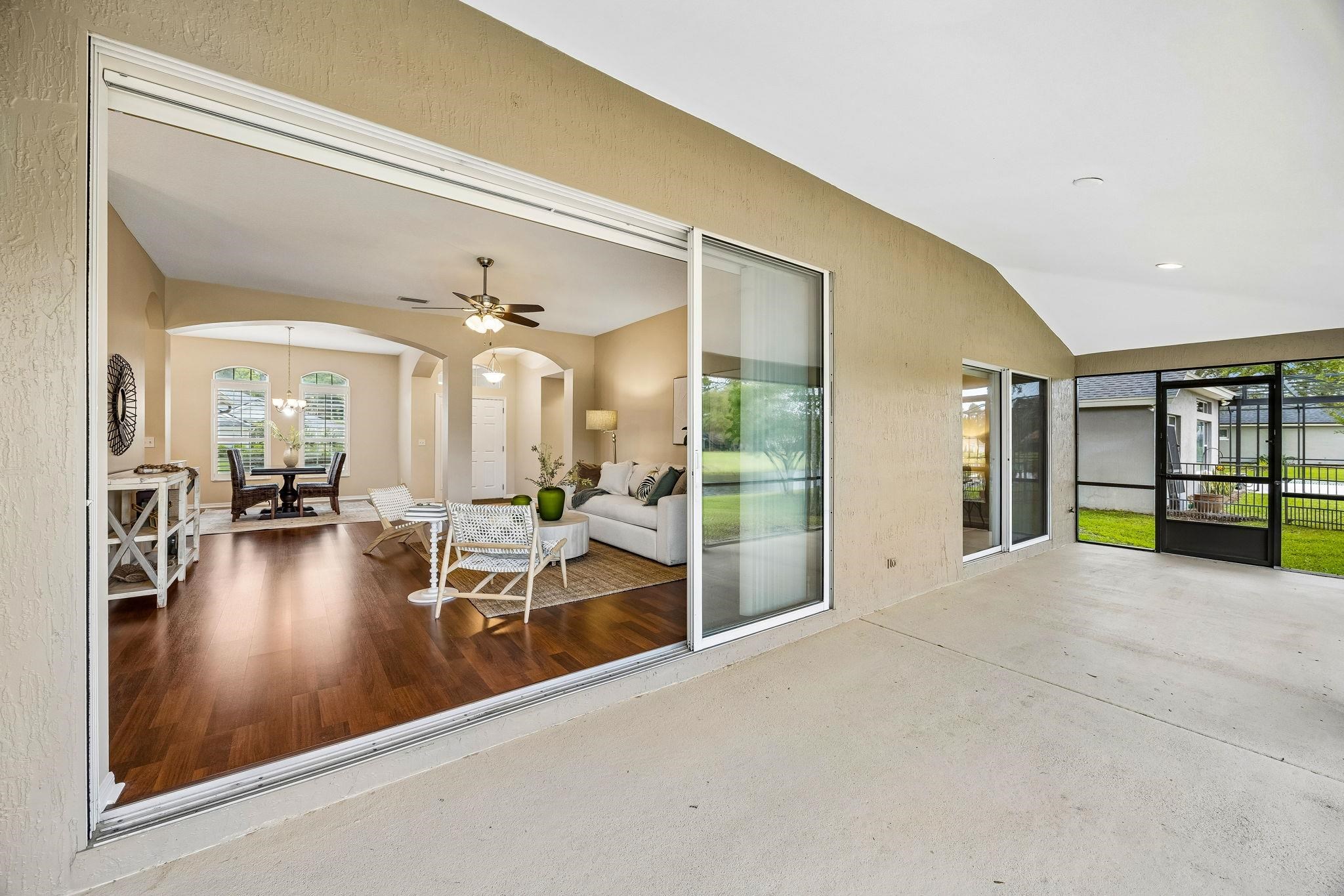 Image 19 of 51 For 734 Needle Grass Dr