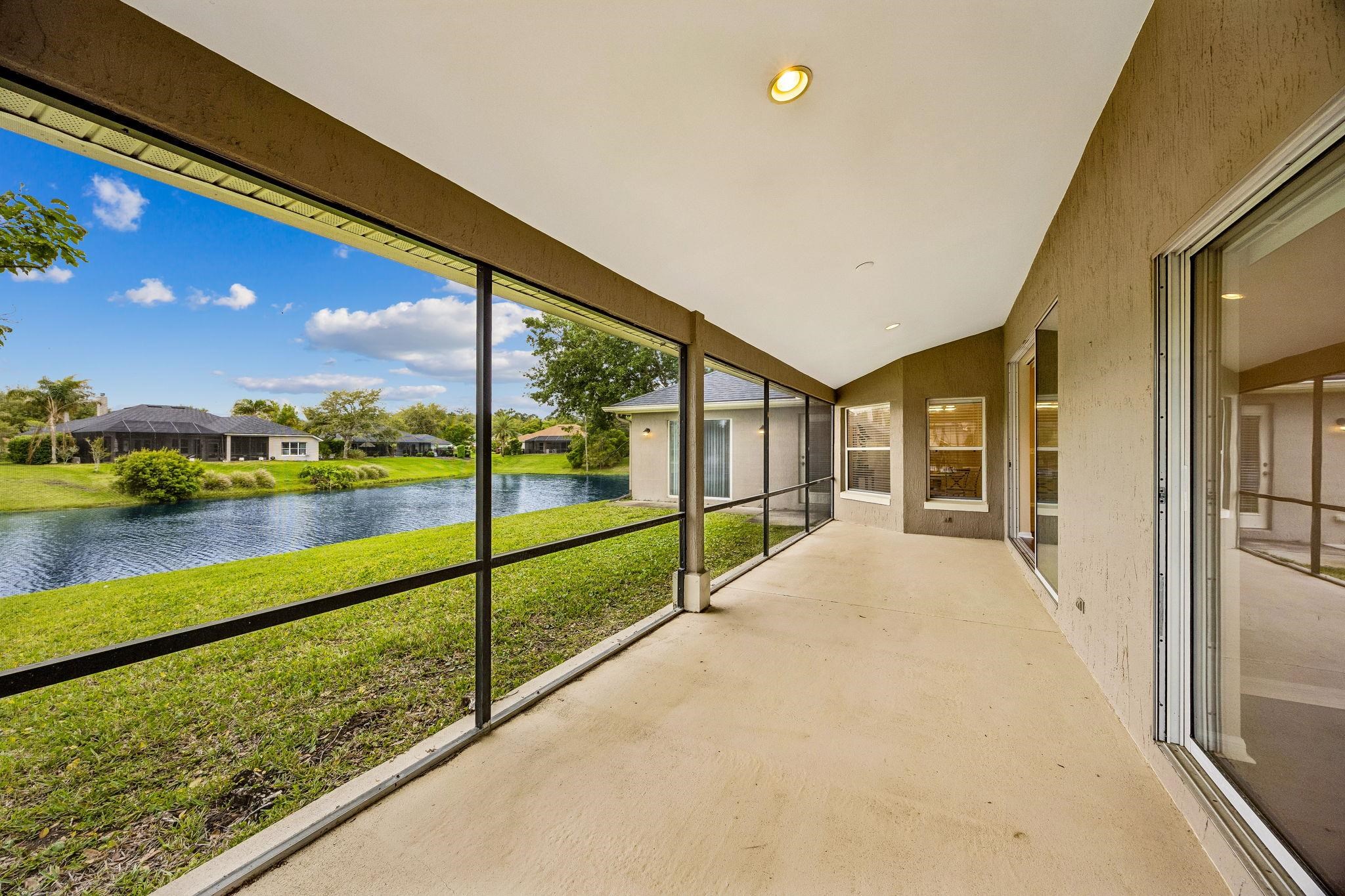 Image 20 of 51 For 734 Needle Grass Dr
