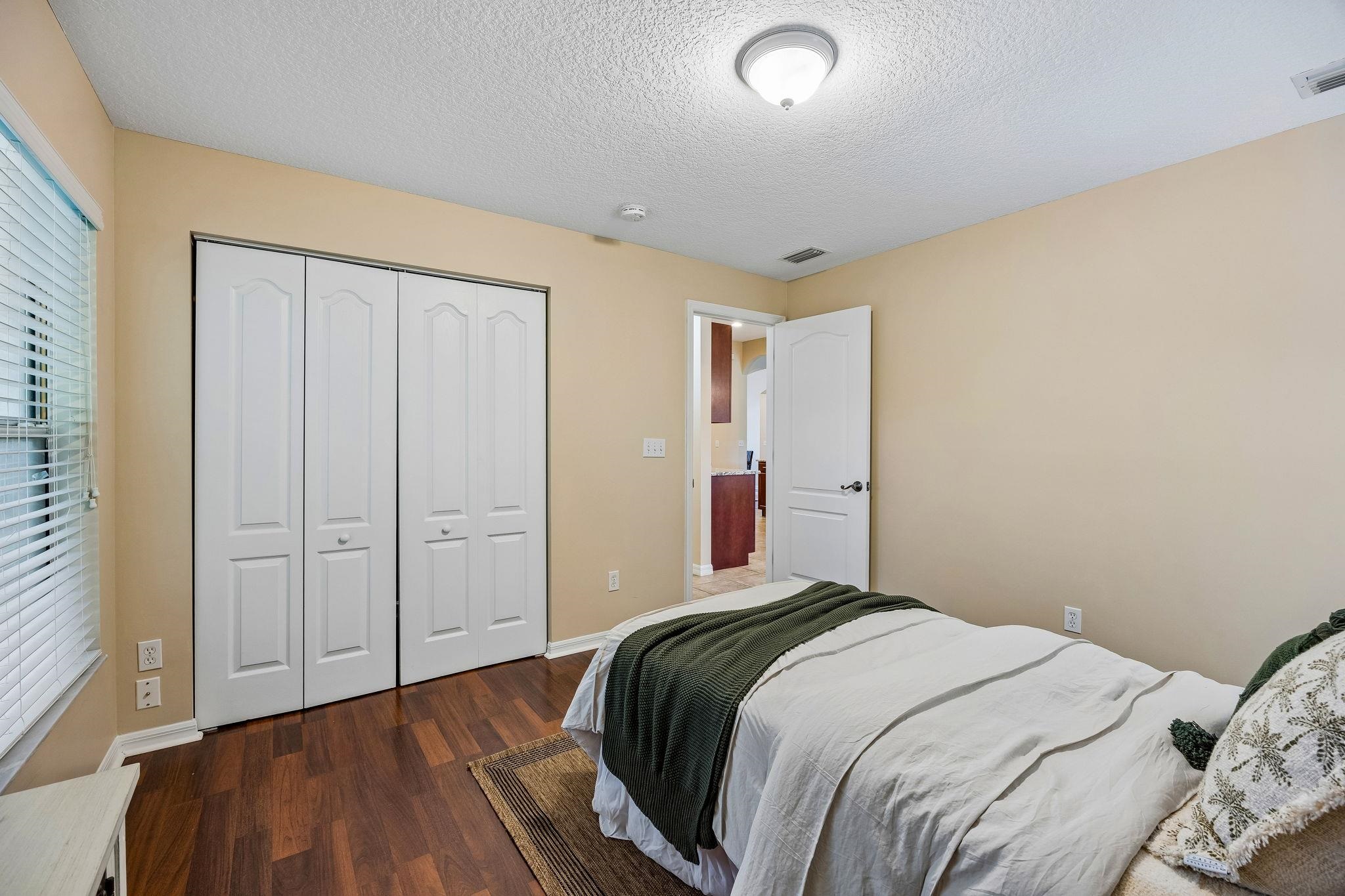 Image 34 of 51 For 734 Needle Grass Dr