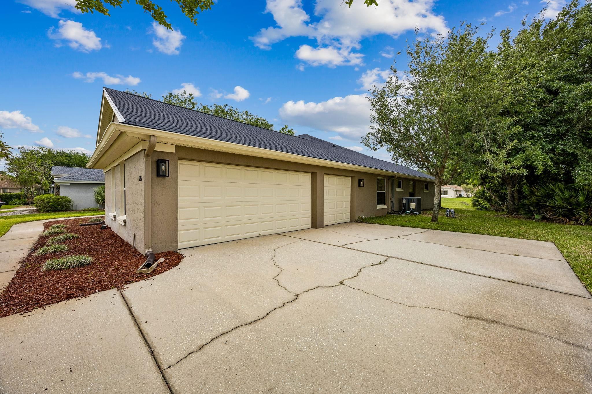 Image 6 of 51 For 734 Needle Grass Dr