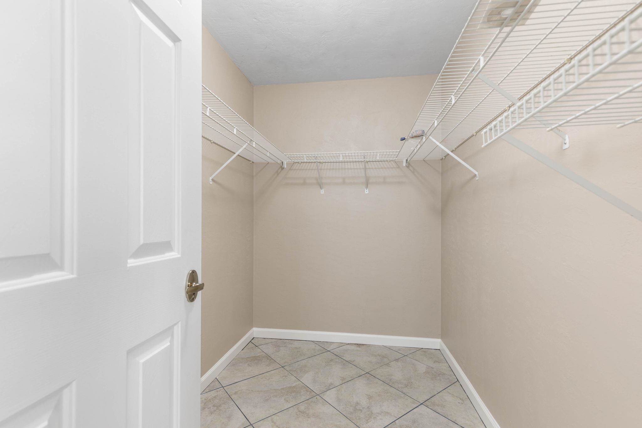 Image 47 of 66 For 21 Crescent Ct S