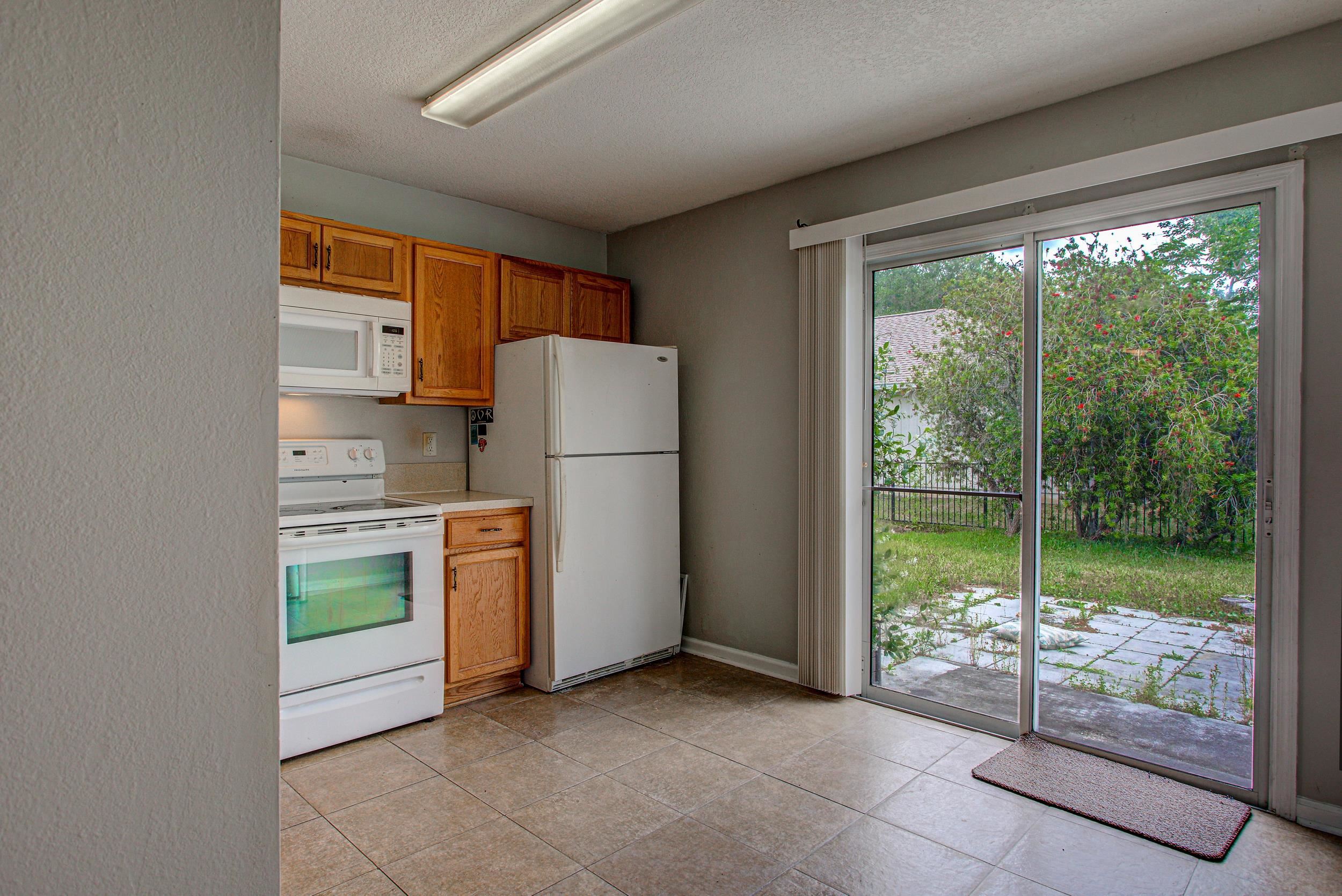 Image 10 of 40 For 108 Brays Island Ln