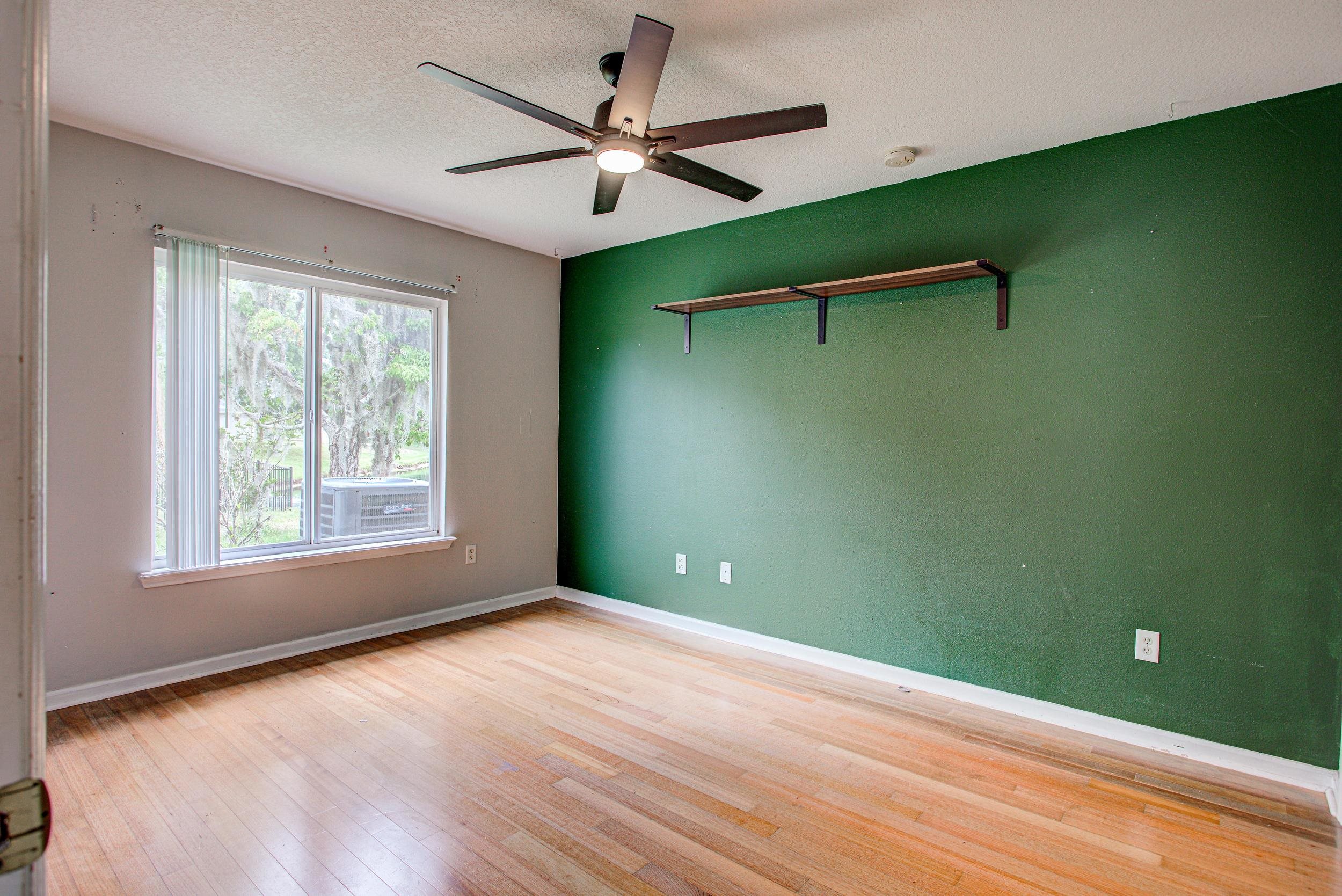 Image 14 of 40 For 108 Brays Island Ln