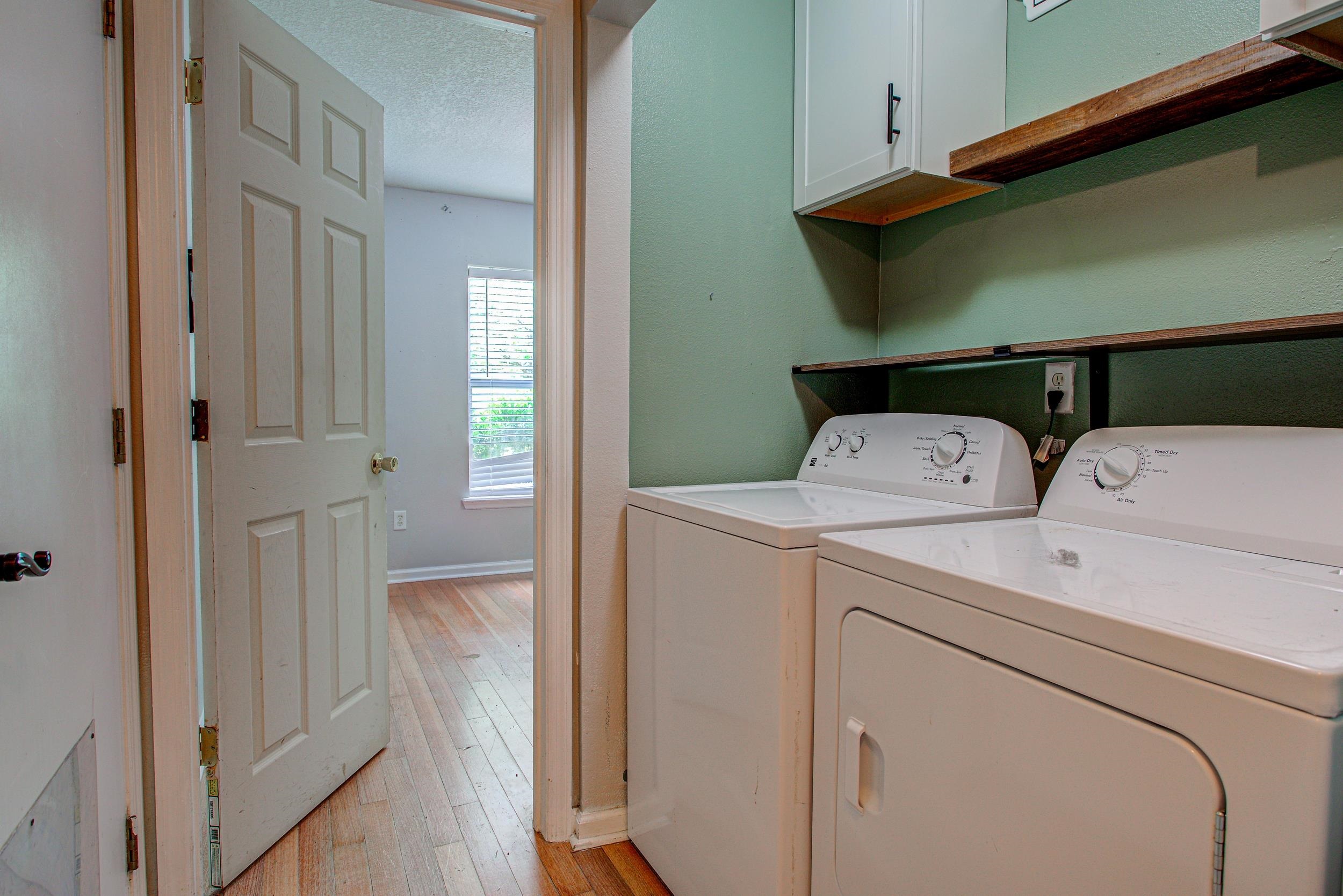 Image 24 of 40 For 108 Brays Island Ln