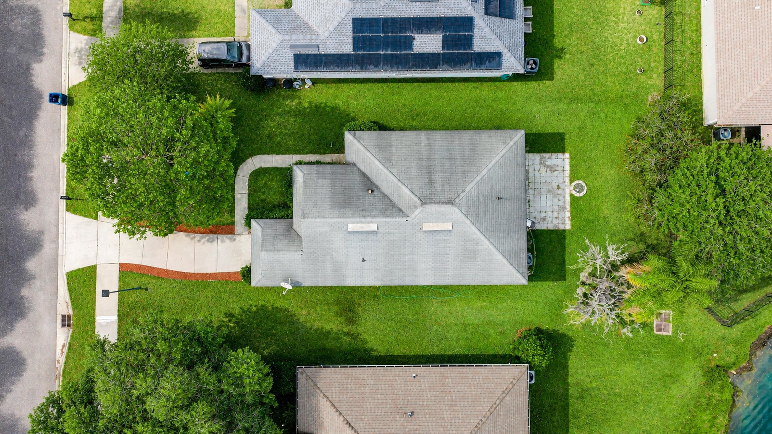 Image 30 of 40 For 108 Brays Island Ln
