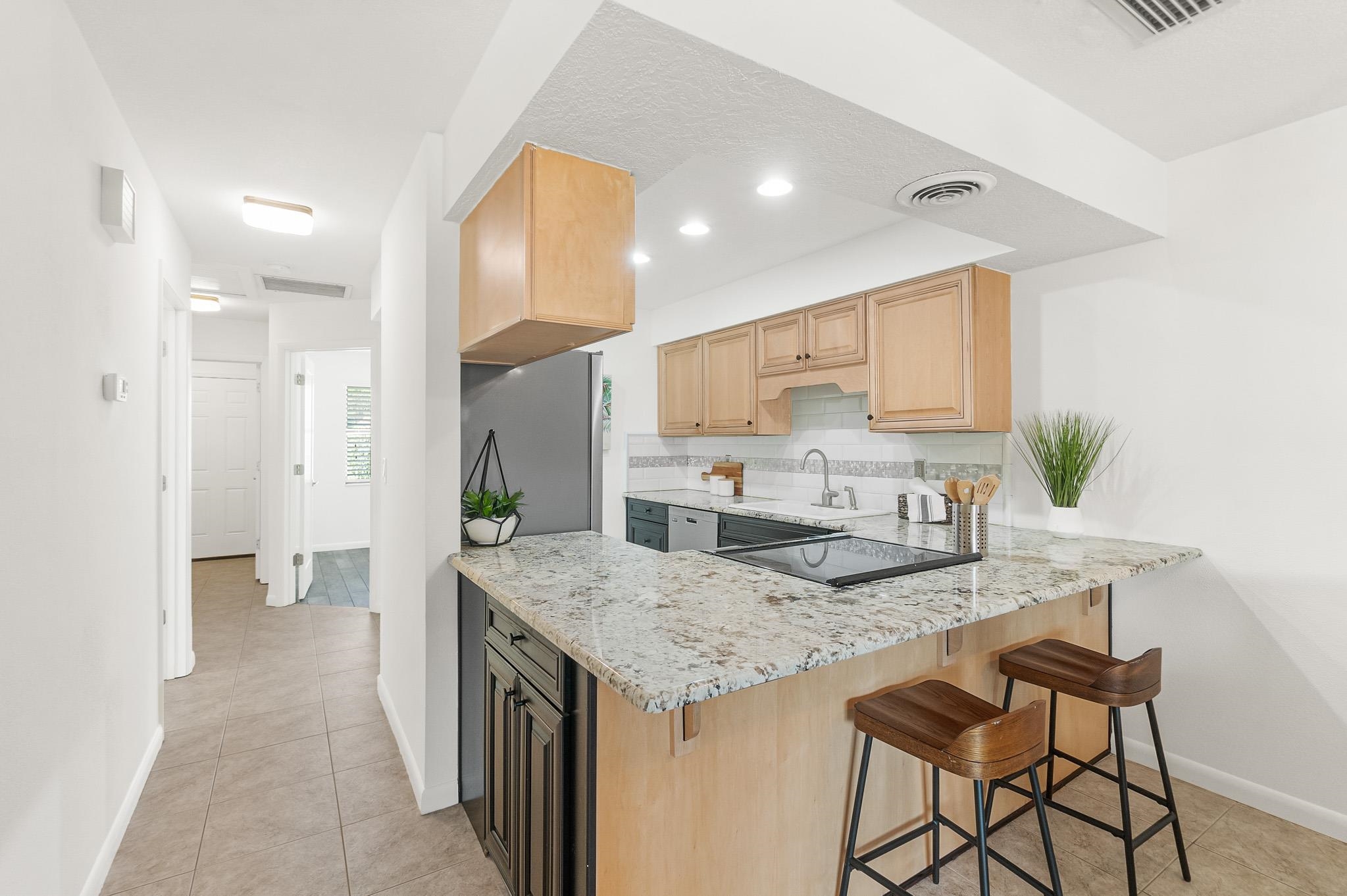 Image 13 of 33 For 122 Rio Del Mar St  A