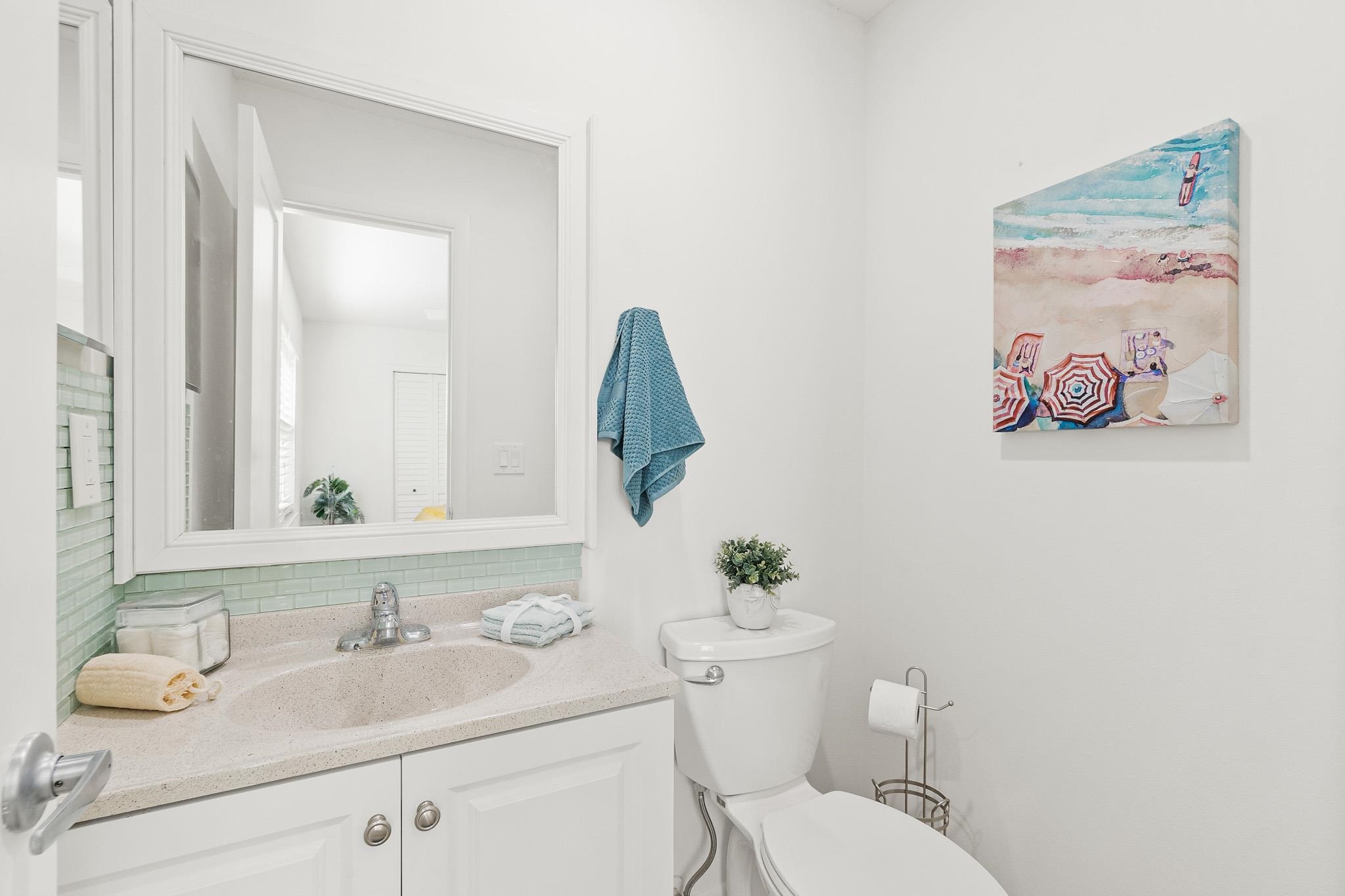 Image 19 of 33 For 122 Rio Del Mar St  A