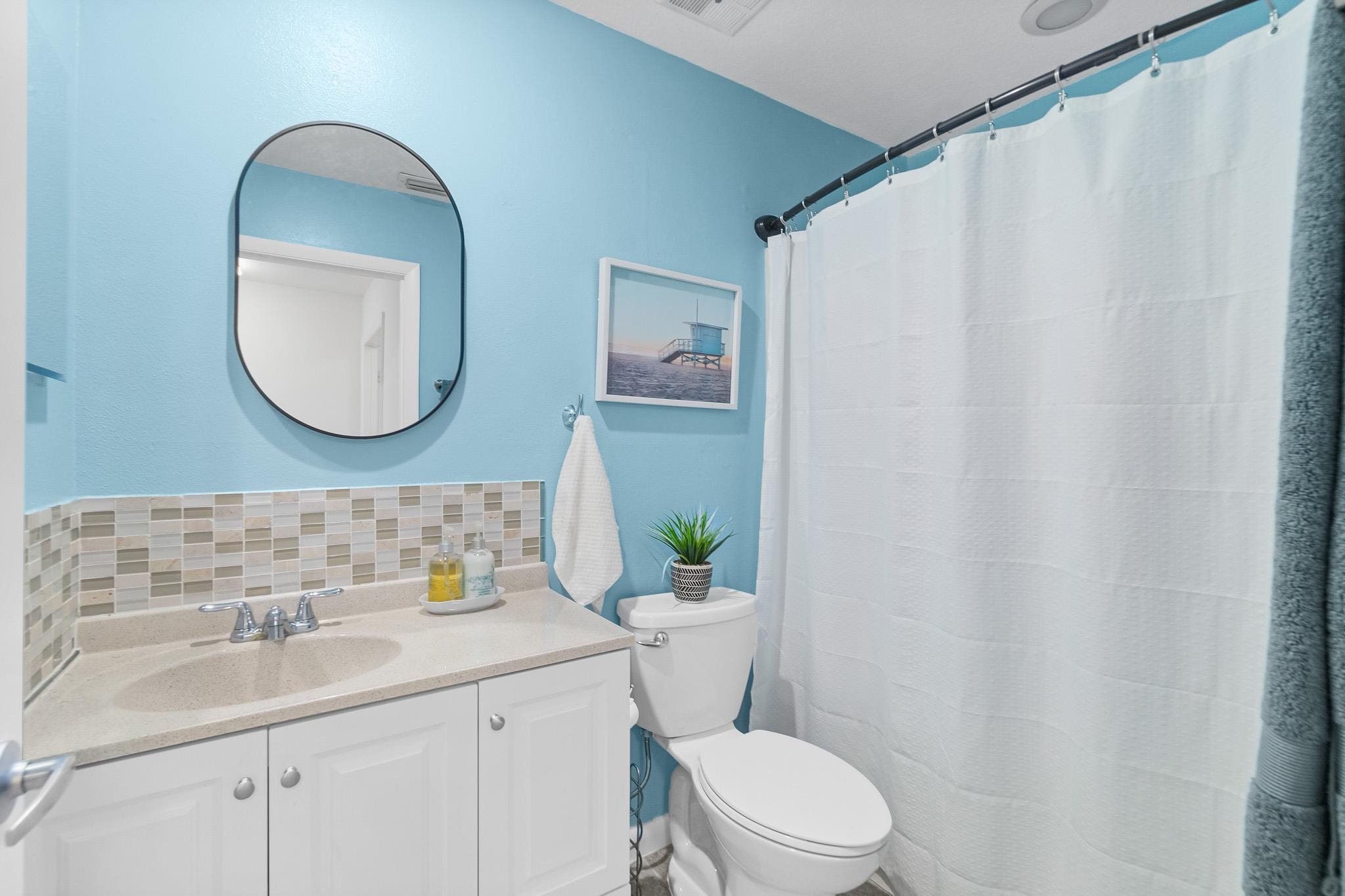 Image 23 of 33 For 122 Rio Del Mar St  A