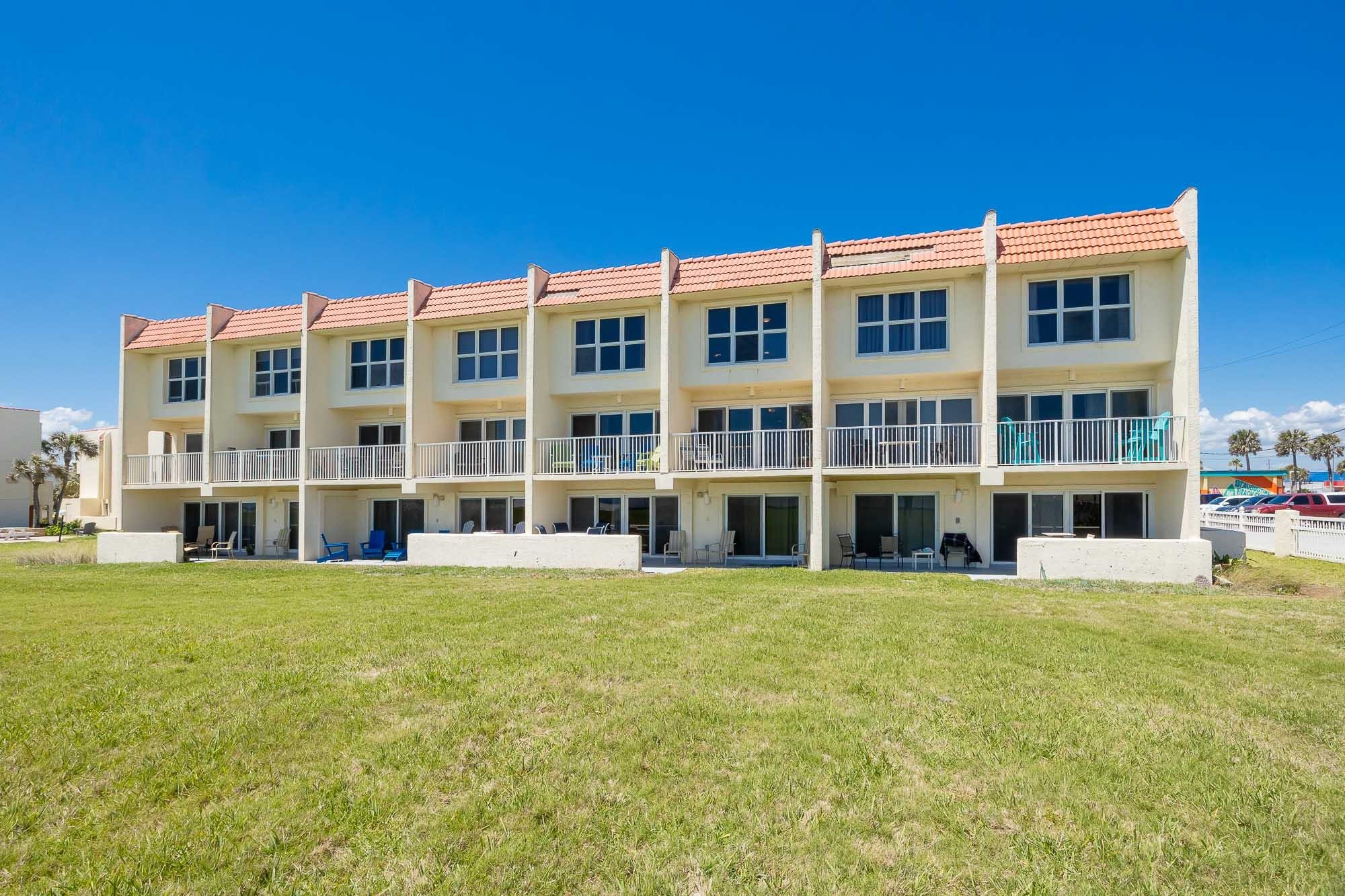 Image 24 of 50 For 390 A1a Beach Blvd  5