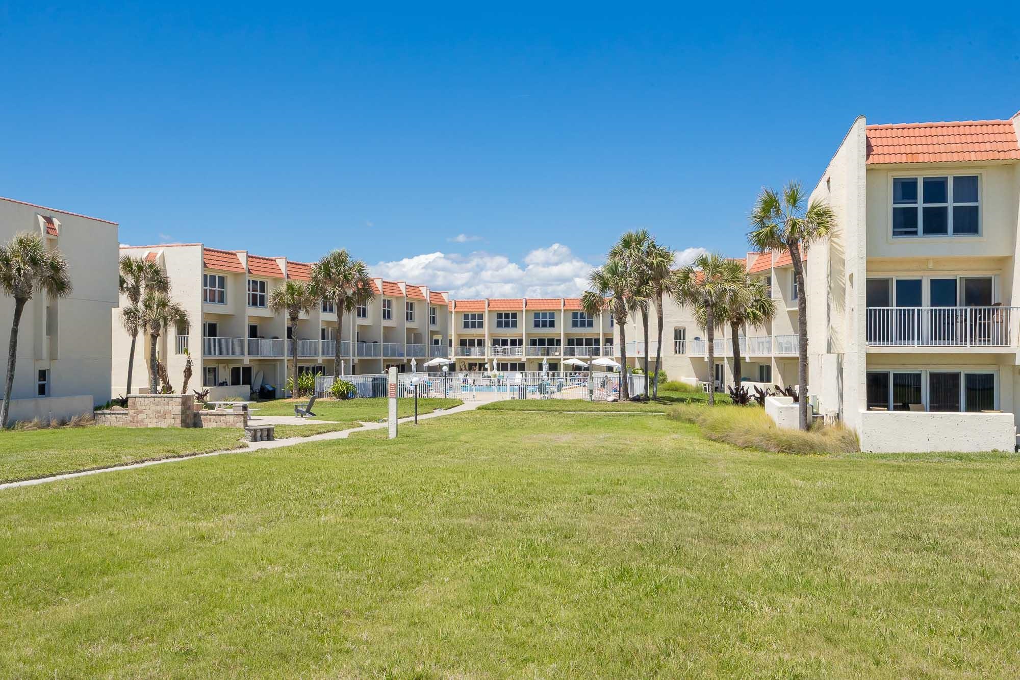 Image 42 of 50 For 390 A1a Beach Blvd  5