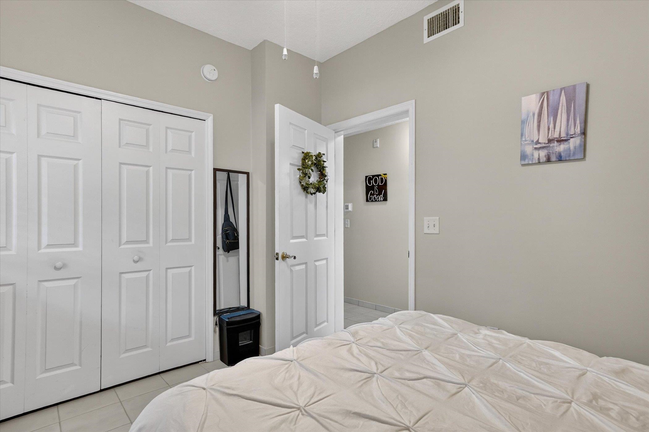 Image 15 of 44 For 101 Laurel Wood Way  104